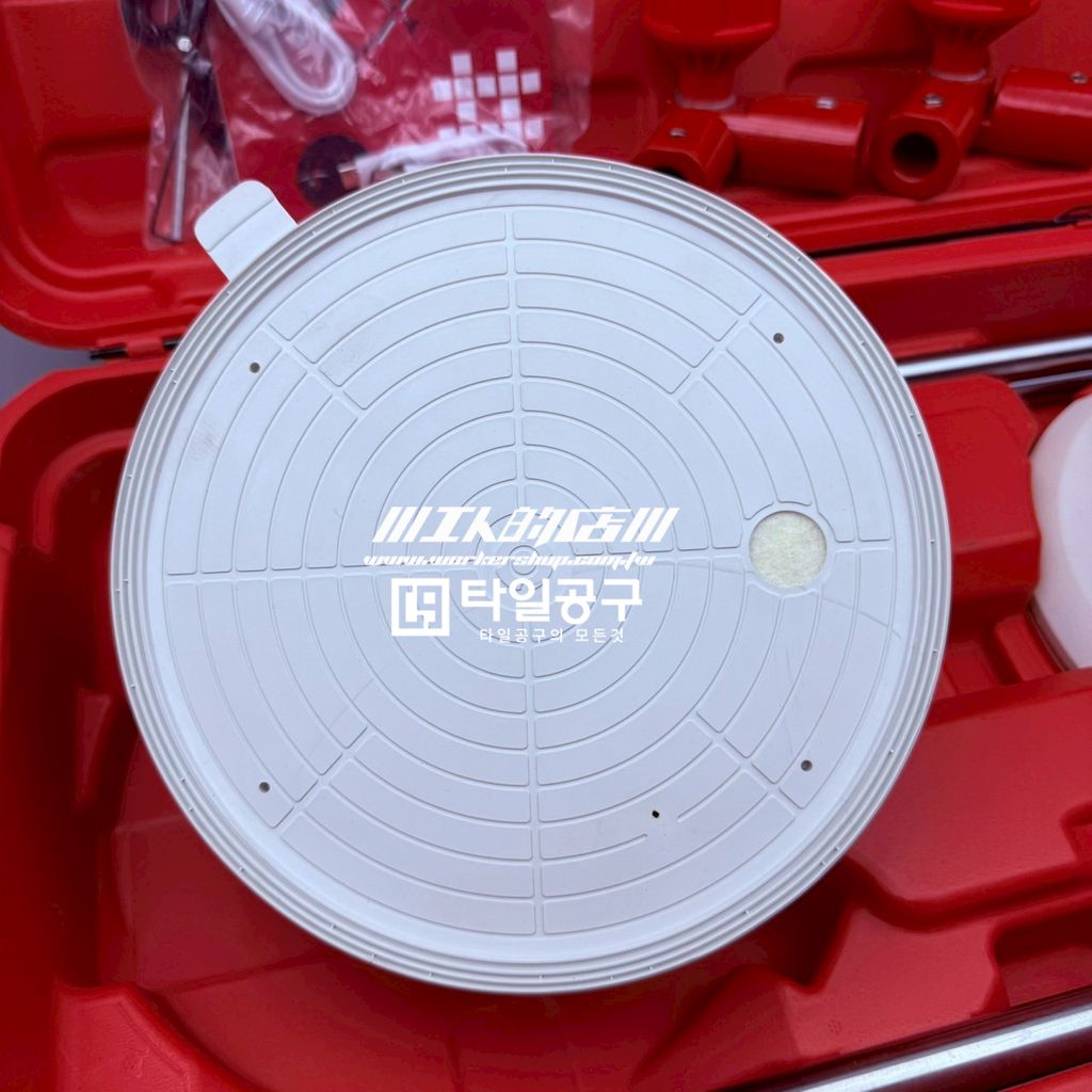 LINE_ALBUM_202592_250902_19