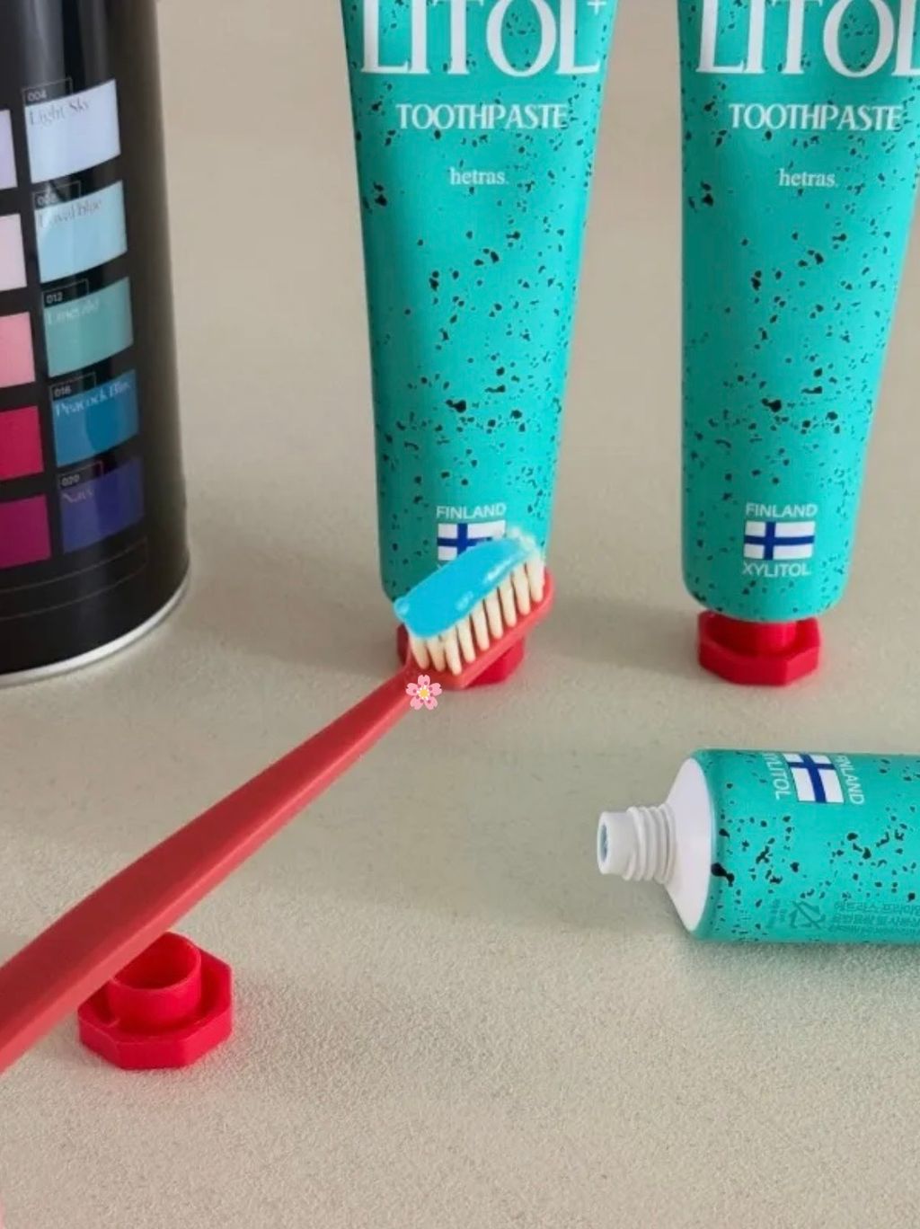 ，TOOTHPASTE：