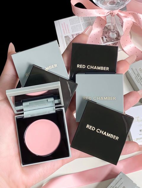 RED CHAMBER