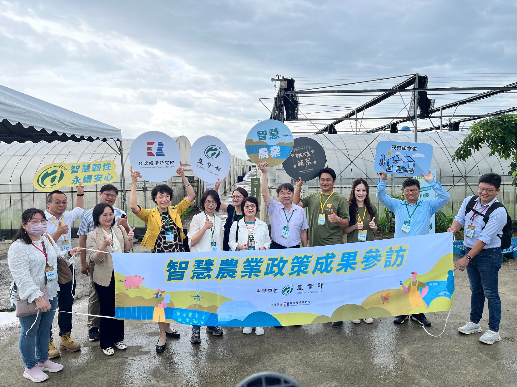 桃城蒔菜為鼎泰豐「客製化」葉菜 智慧農業讓蔬菜含水率、葉面積規格生產