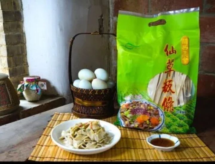仙草粄條1