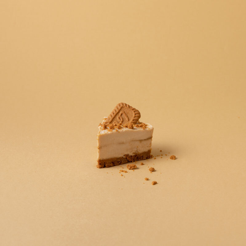 Vegan-Peanut-Butter-Caramel-Cheesecake Piece