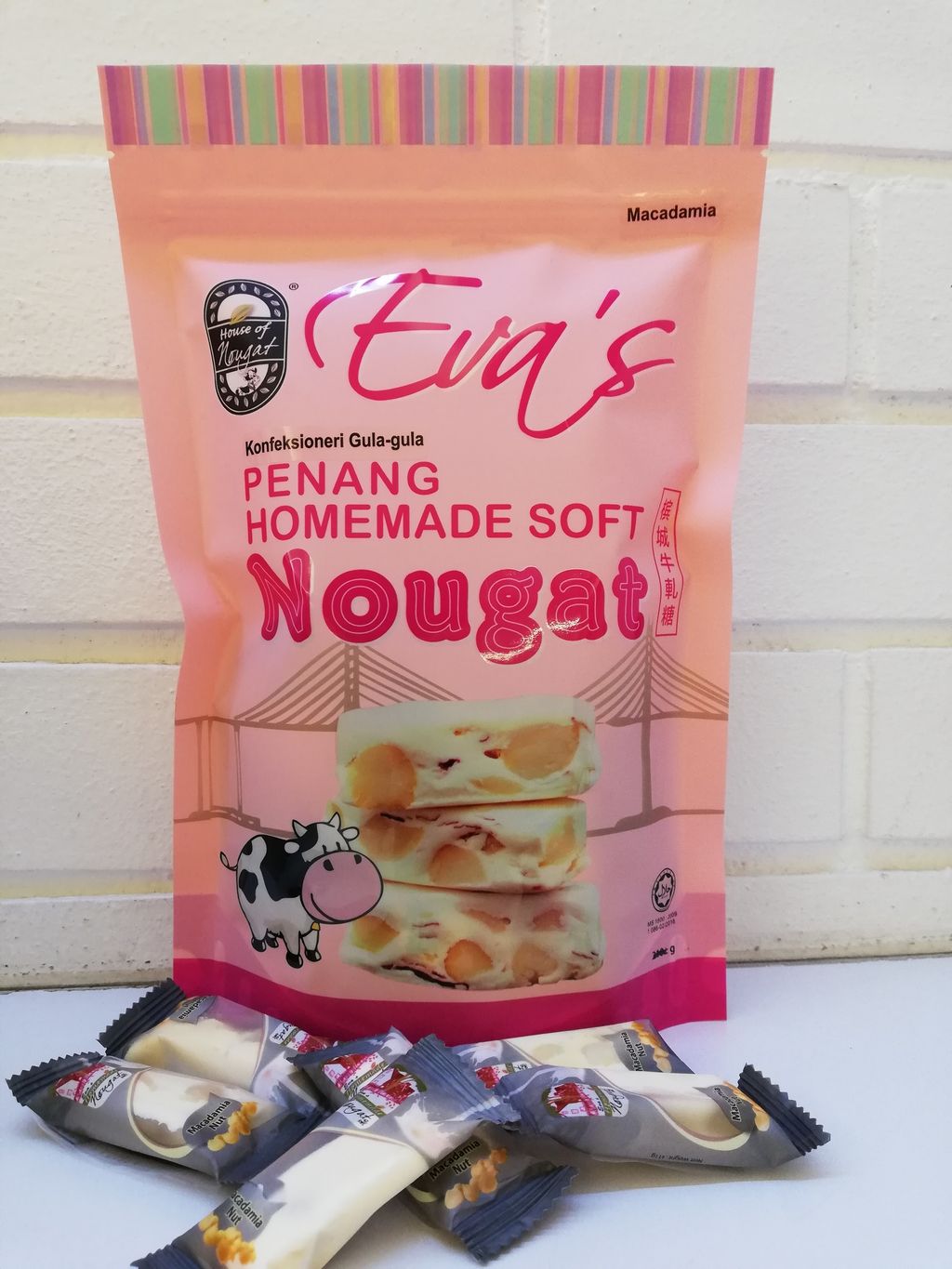 Eva's Homemade Soft Nougat Macadamia Nuts (Standard Pack) Eva's