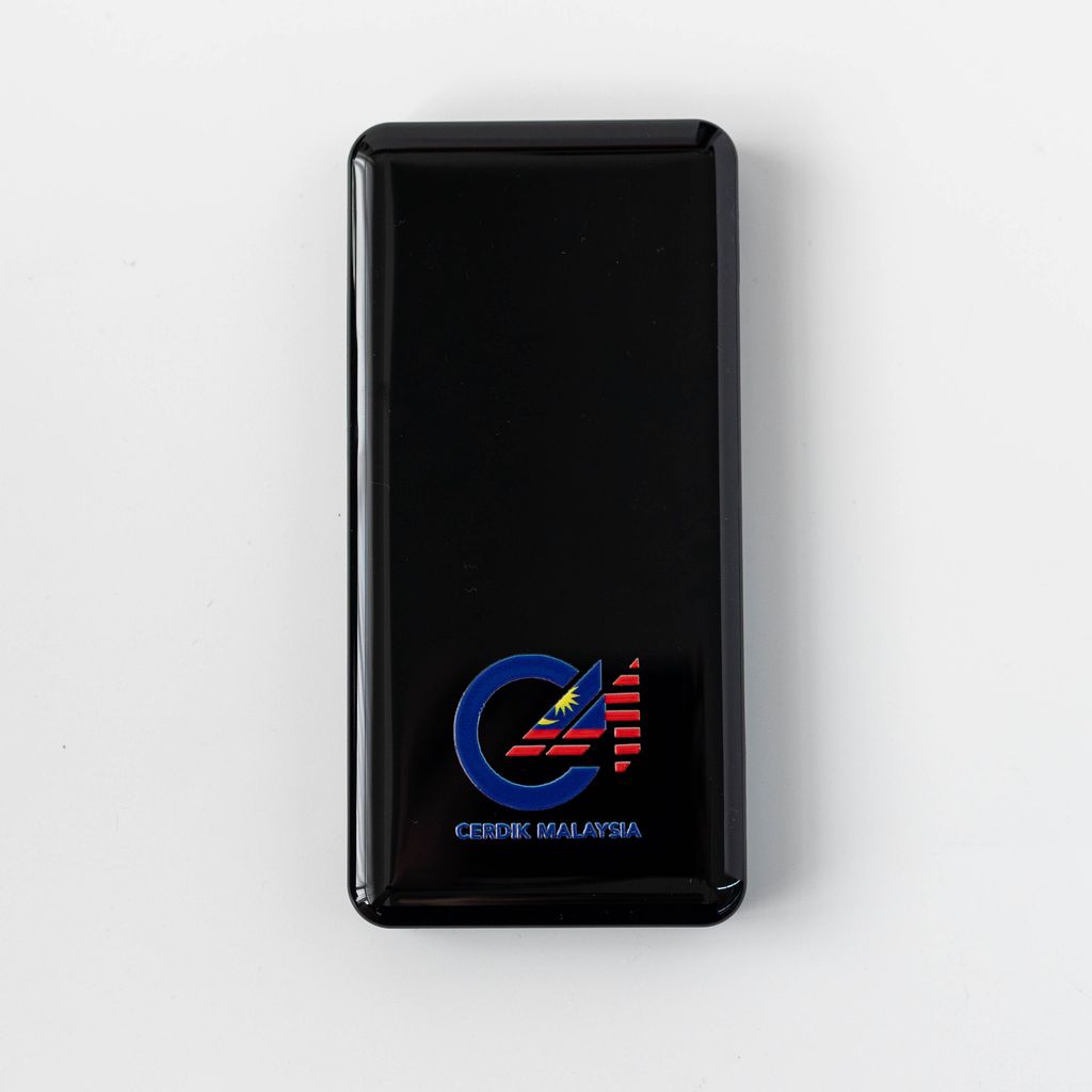 CM (Powerbank) (1 of 1)