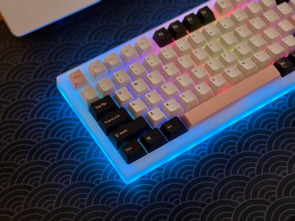 K75 75 CUSTOM TRIMODE MECHANICAL KEYBOARD DIY KIT Cubed