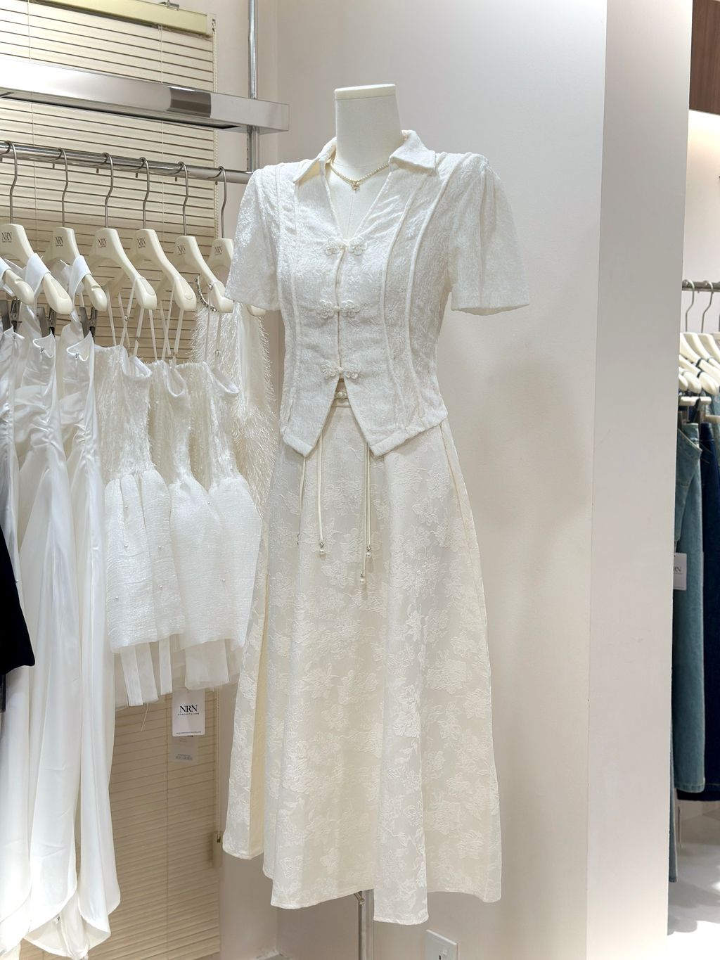 image_EF20DED9-CE9B-45EC-8900-2D3D150BDB3A_1763709003