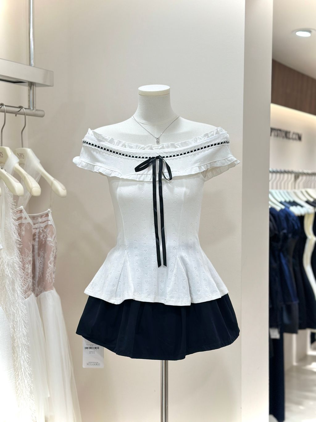 image_ABB3EE91-EF78-42CB-B293-4DA1CEEABE26_1763893206