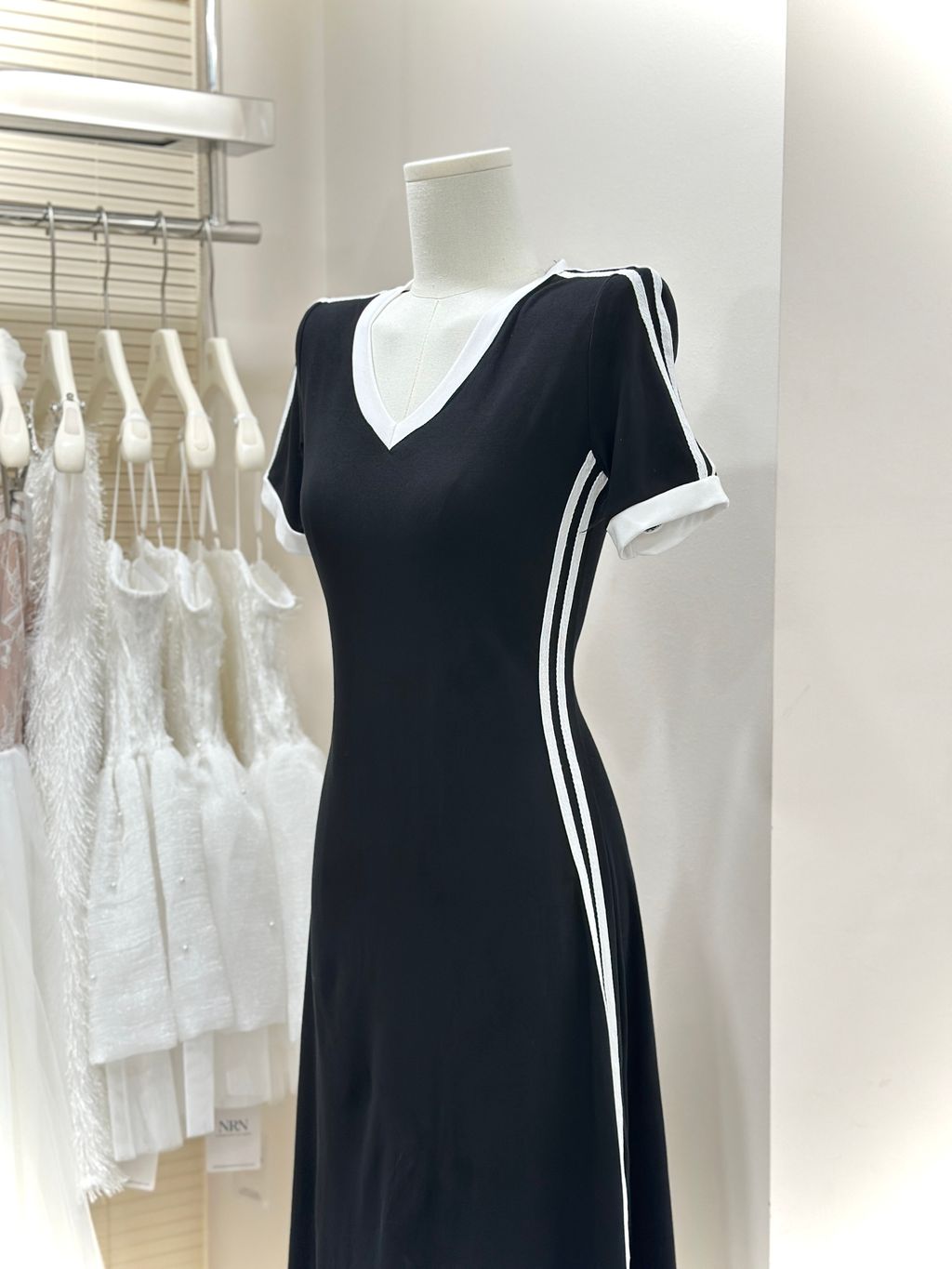 image_49BF71FE-BD51-42B6-8F55-0C7664F4D0DB_1764216304