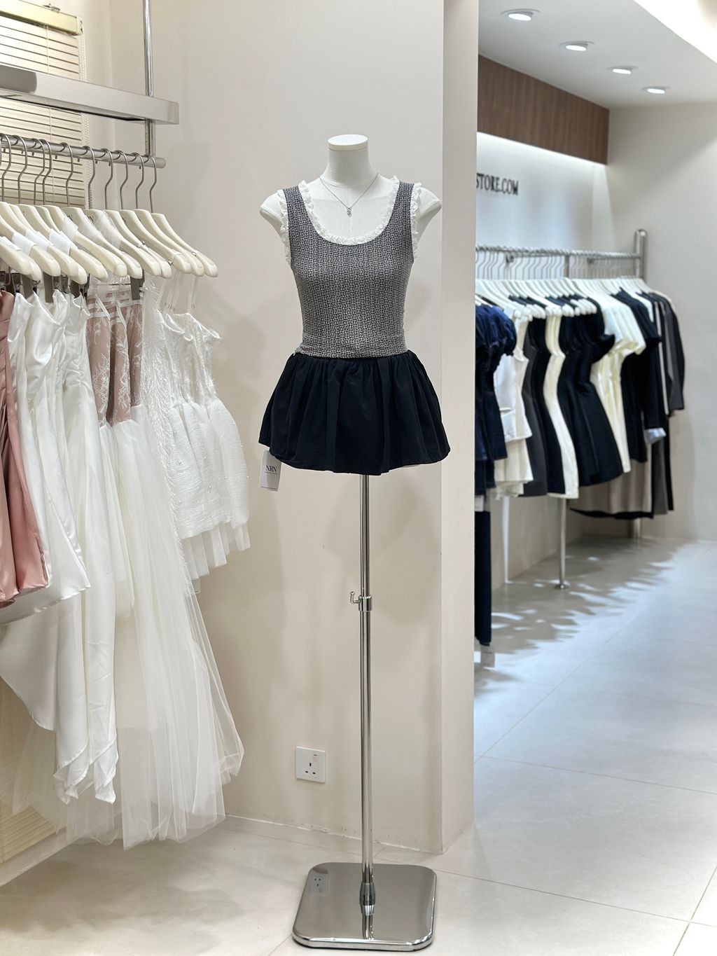 image_14586BFB-D8B2-4E6E-BF2A-79568F200058_1764216531