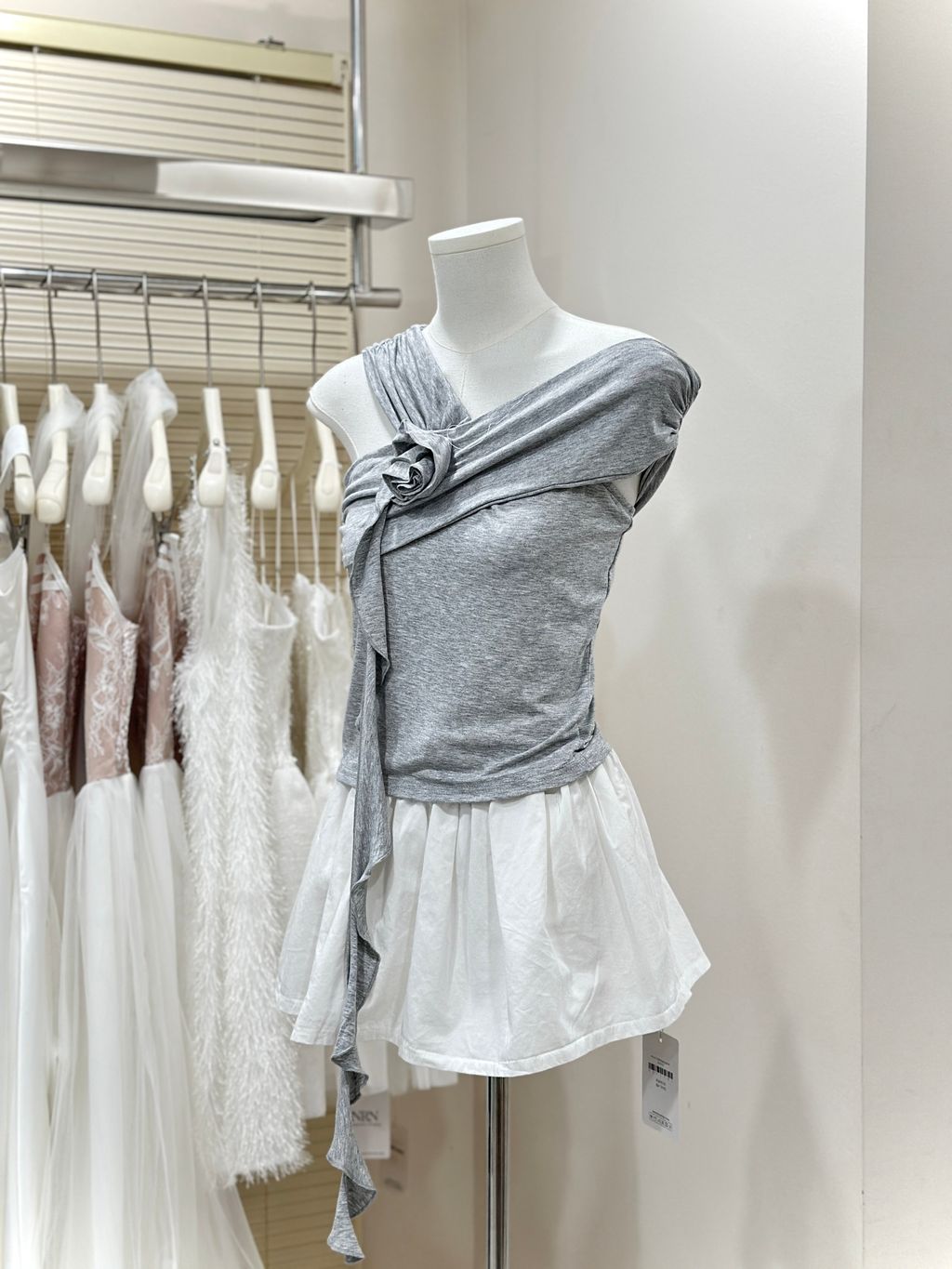 image_B17654F0-AD34-49B4-B184-7E2DB6ABCF66_1764653991