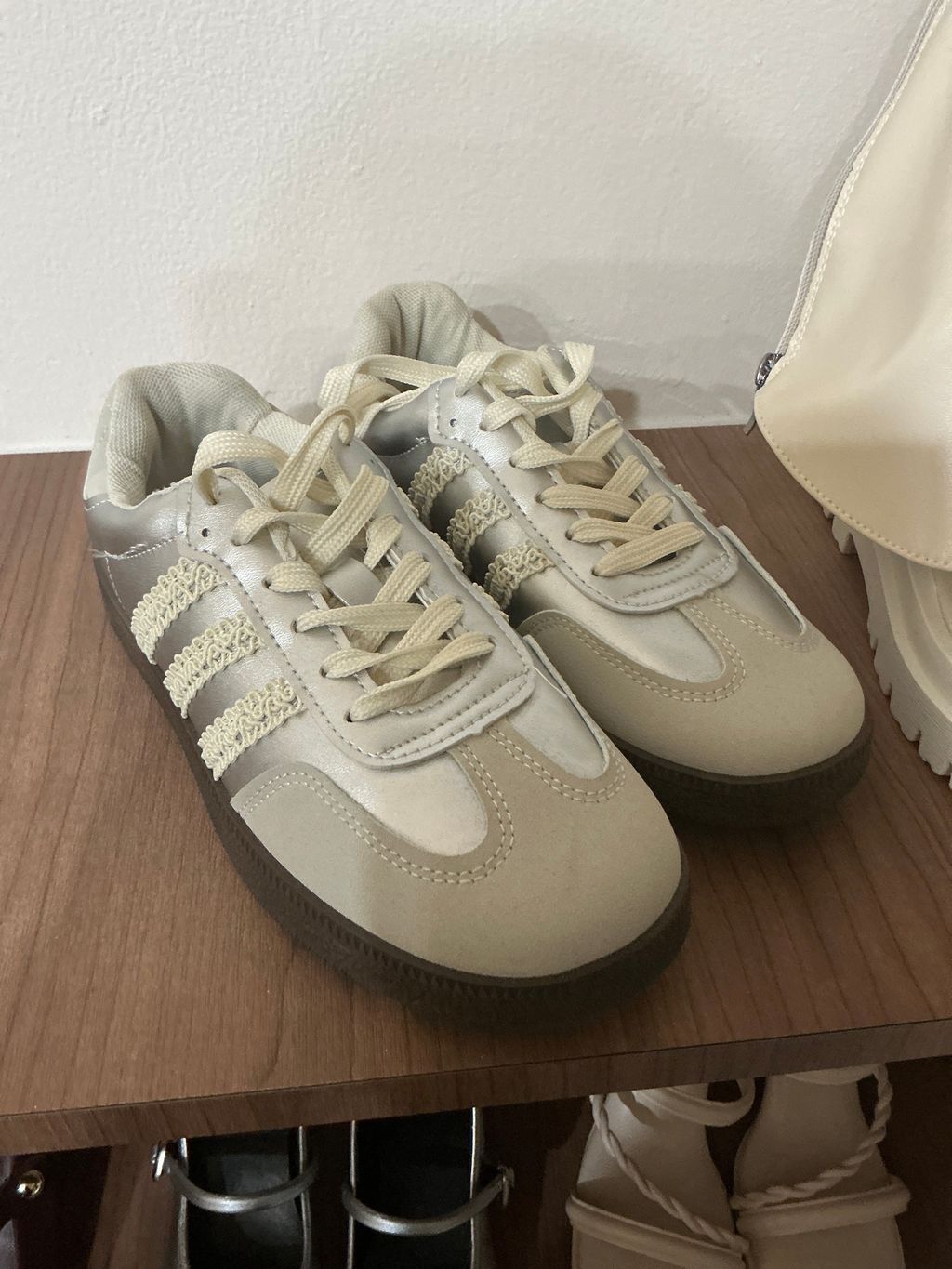 image_picker_BDC23083-3497-4F9E-861E-819D174EE4FC-1227-000000AF5D295968