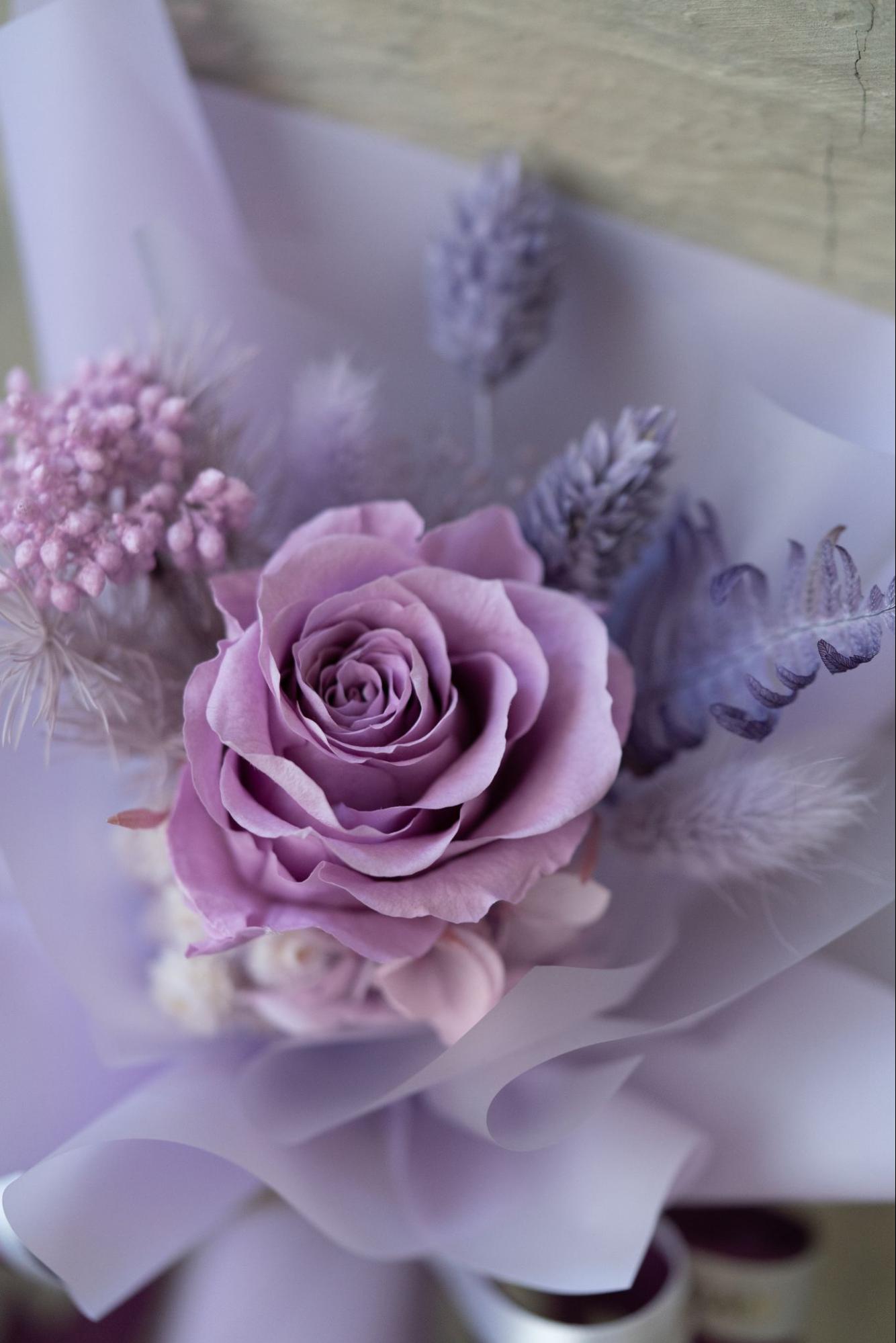 永生單朵玫瑰花束