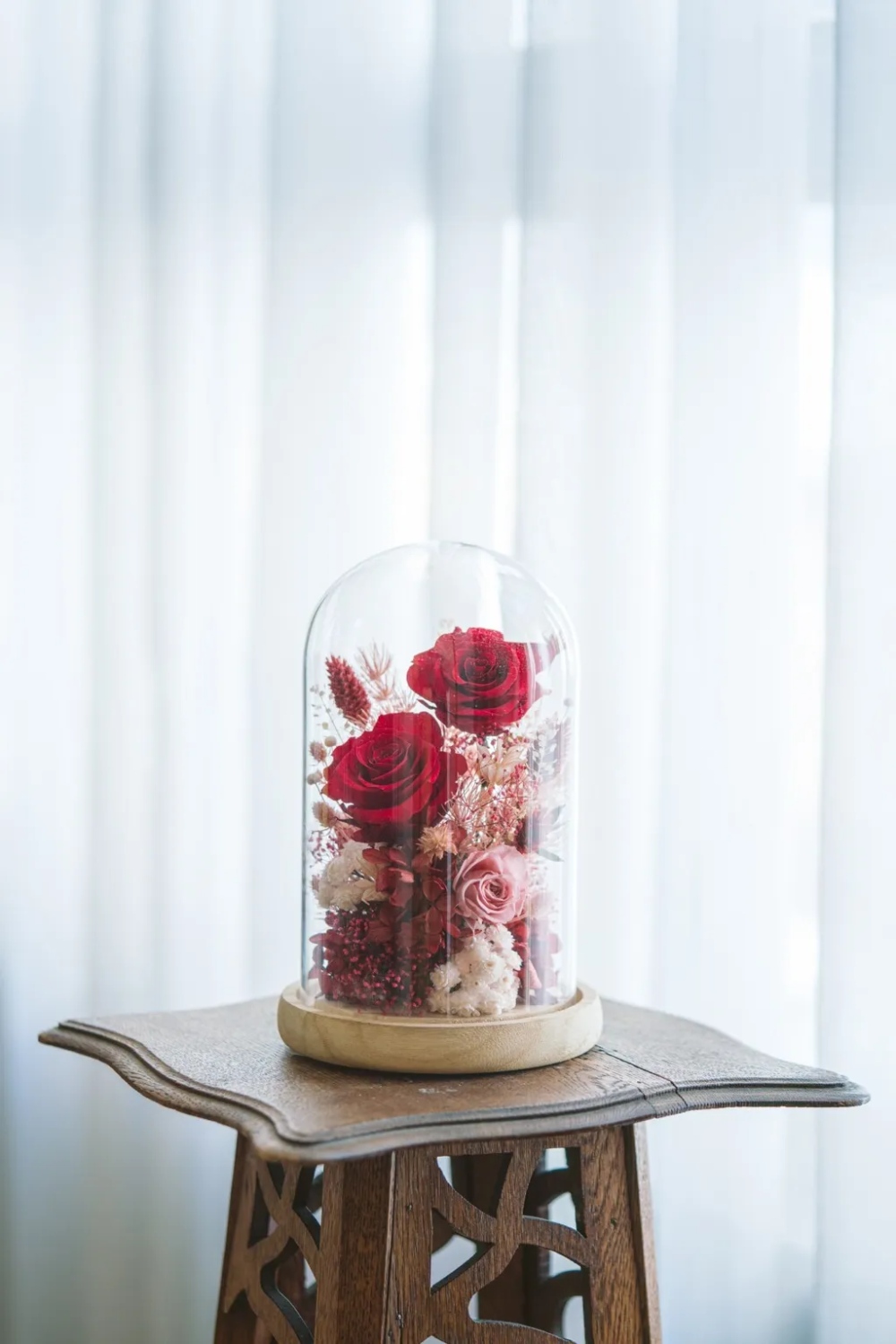 玻璃鐘罩永生花