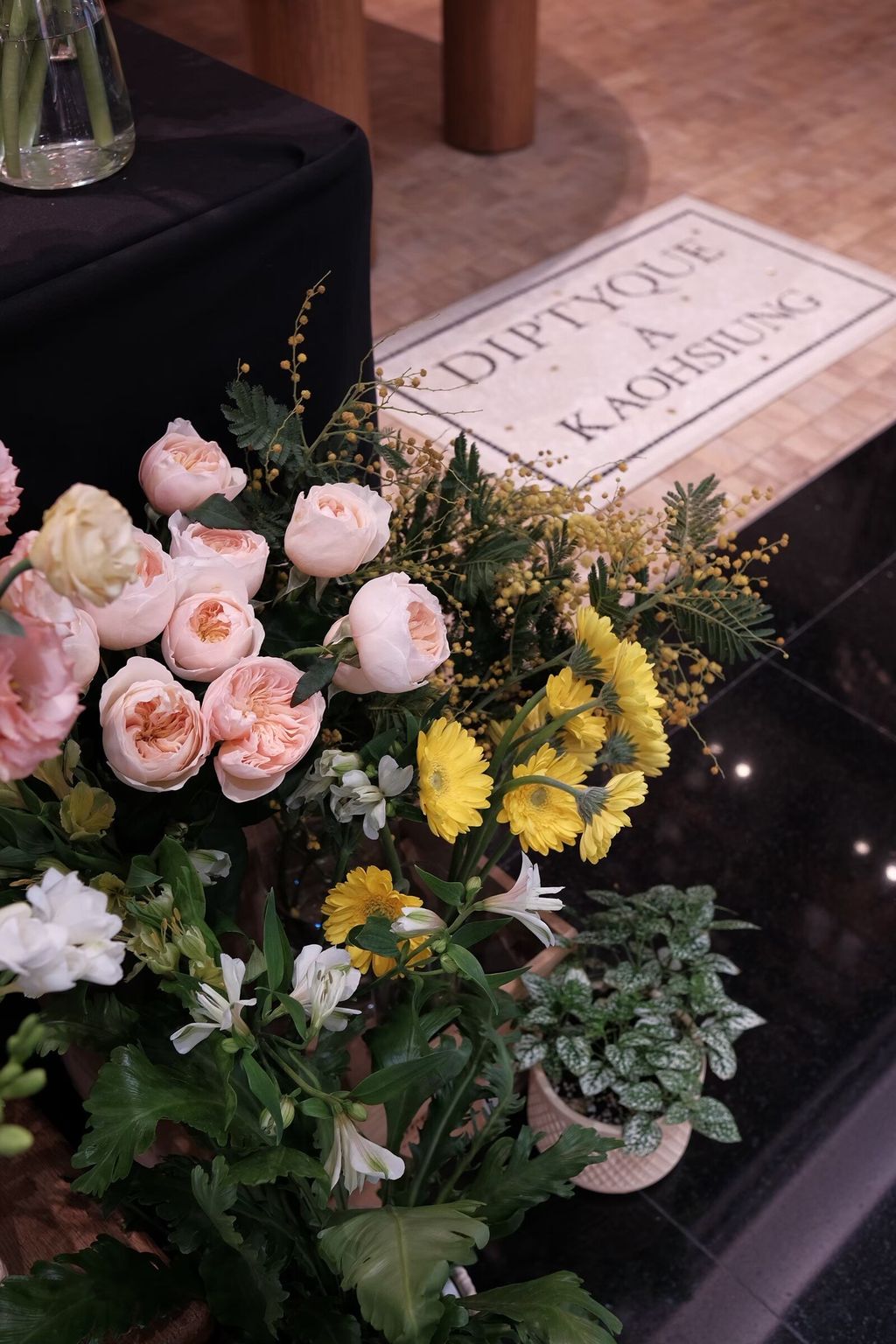 LINE_ALBUM_0206 情人節花束_240414_3