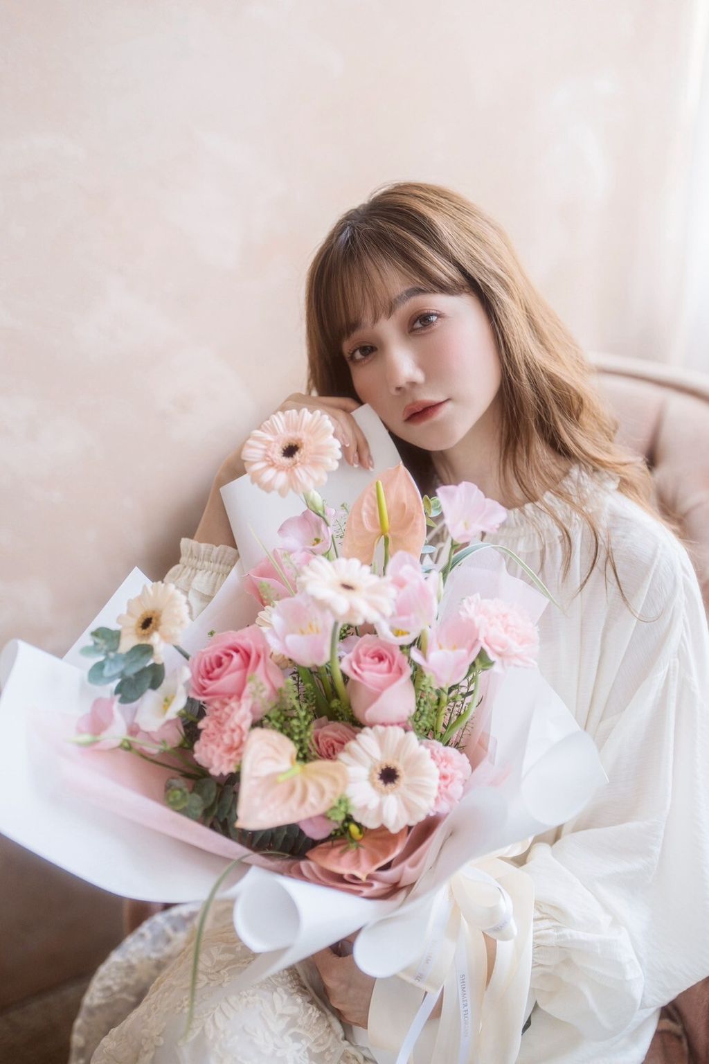 LINE_ALBUM_$2800柔和粉杏色花束(花面寬30公分 高50公分)_250910_4