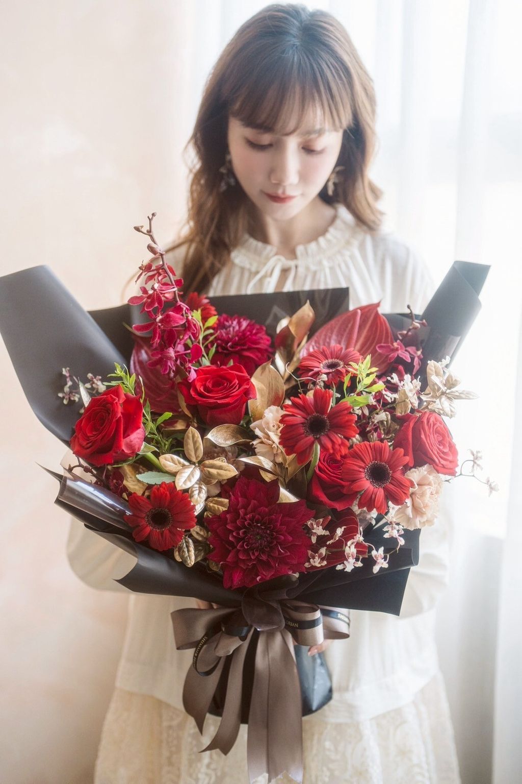 LINE_ALBUM_$4200 紅金色花束_250916_16