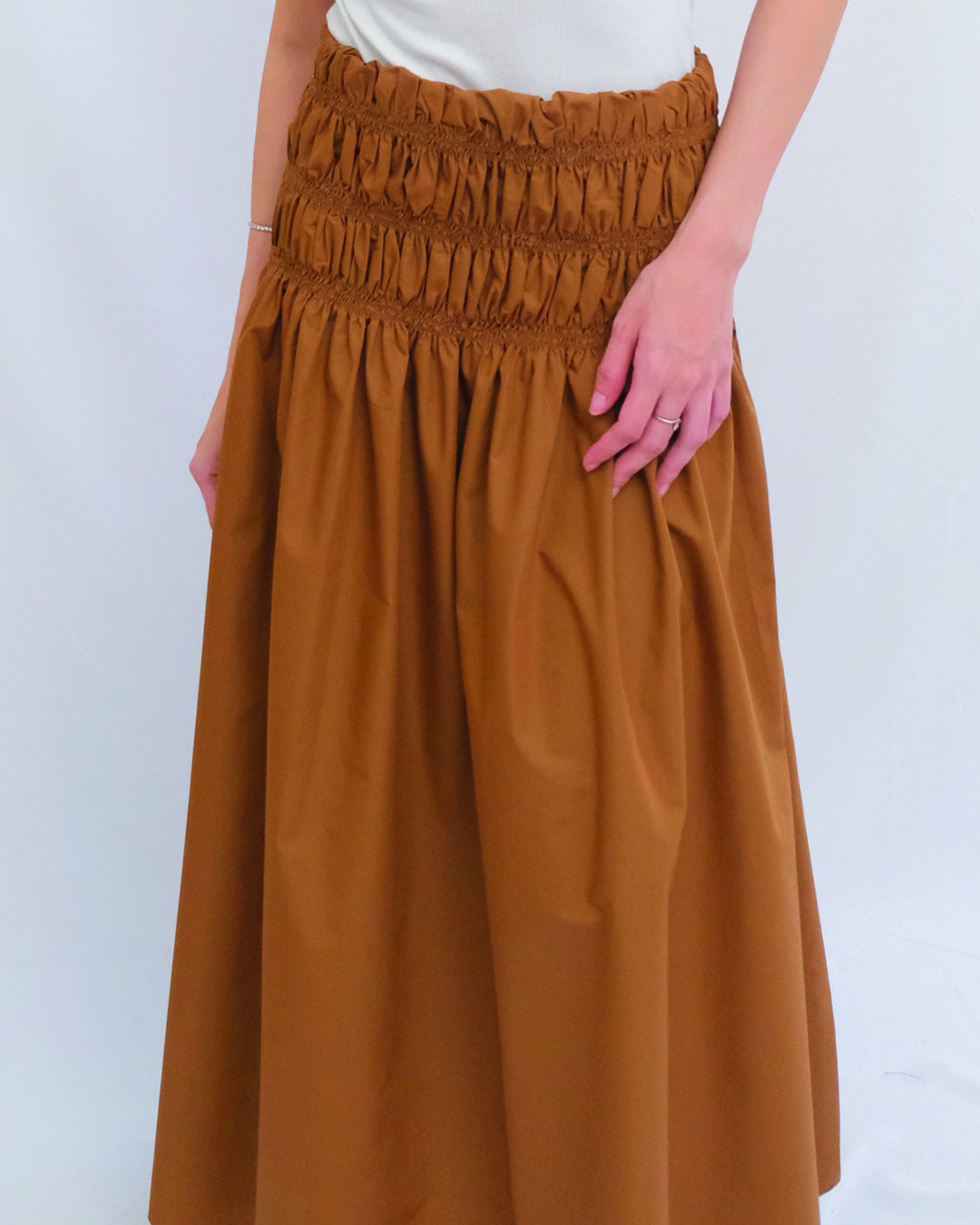 luna light brown 1