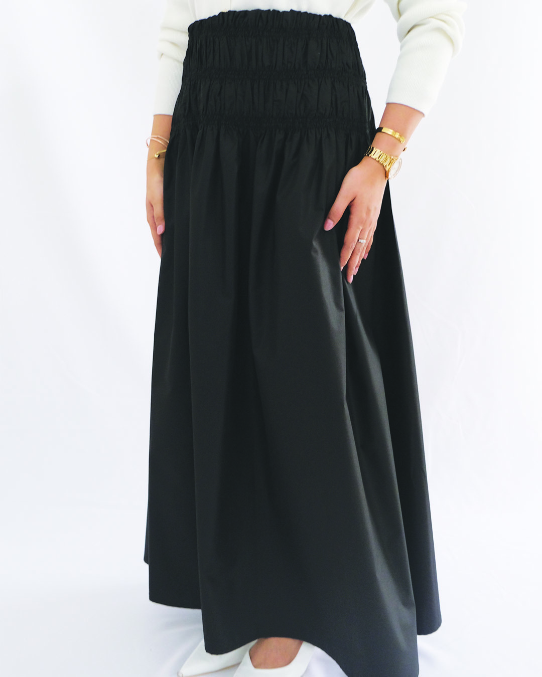 luna black 2