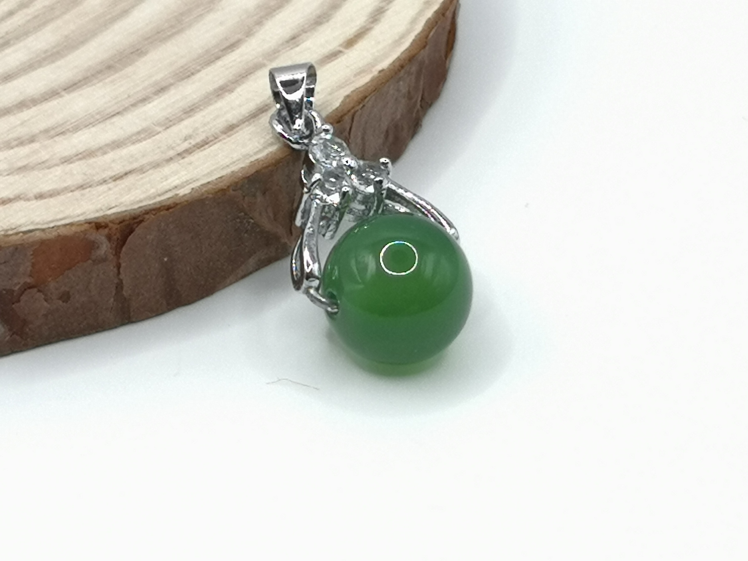 中国玉石珠　砡 🍀 P030 - Natural Jade Pendant 11mm 天然玉珠子吊坠11mm