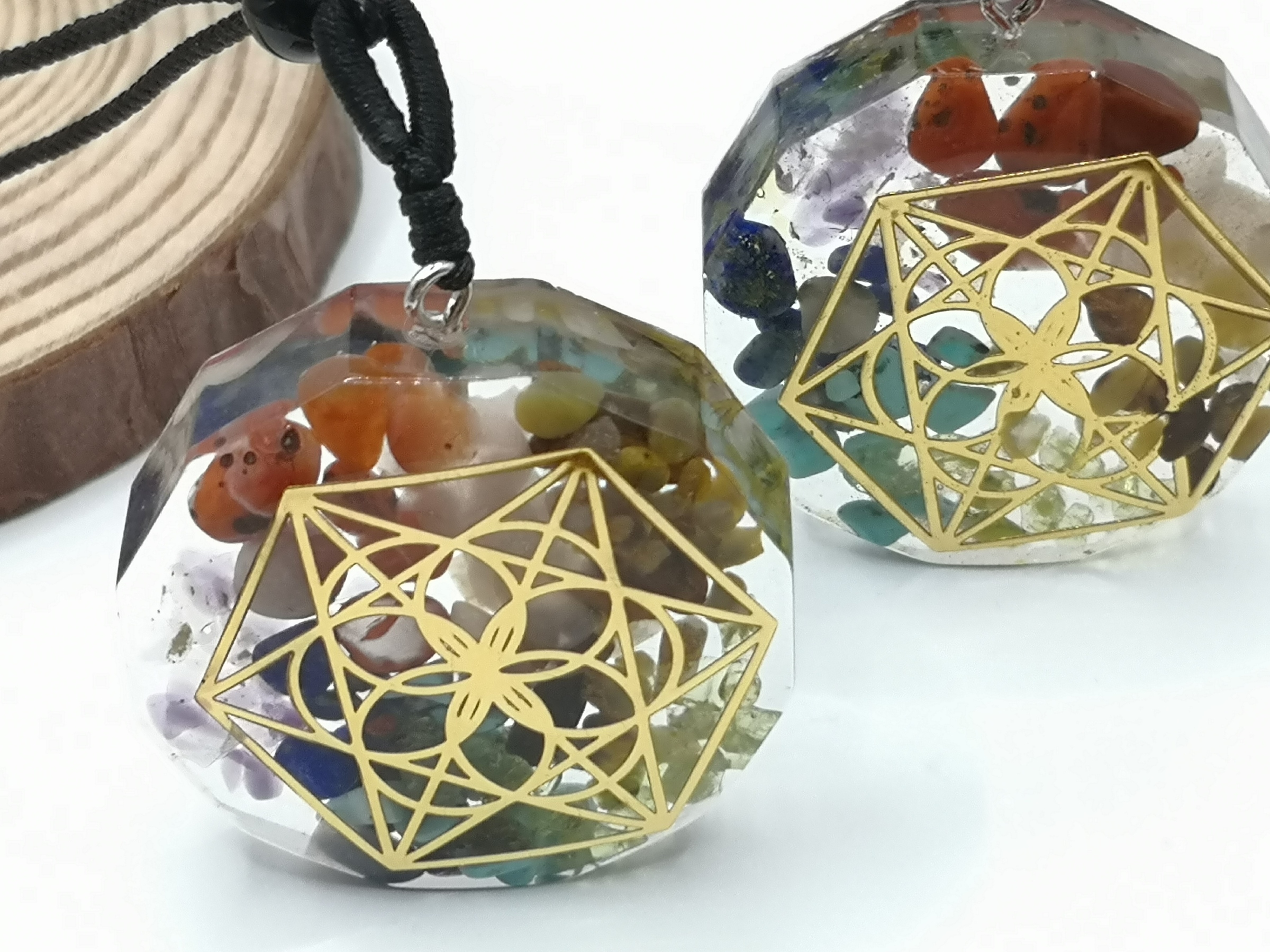 🍀 P048 - Orgonite Crystal Pendant Necklace  奥根水晶吊坠项链