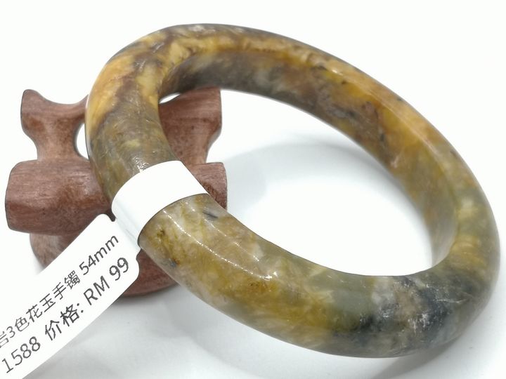 B1588A.jpg