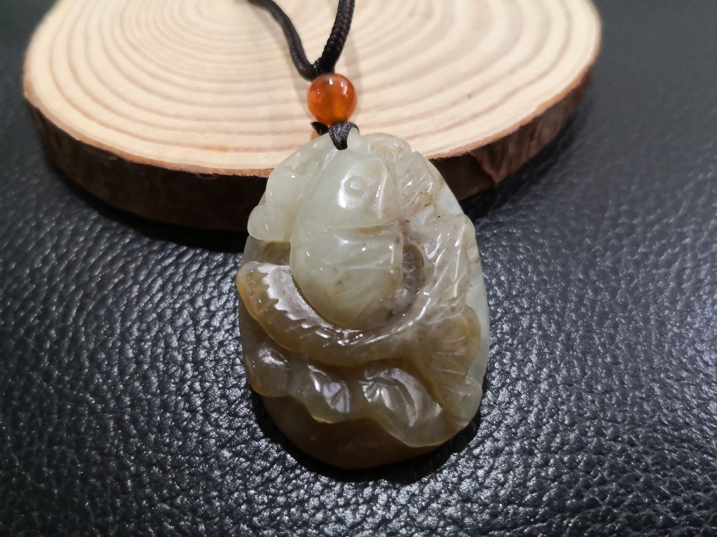 🍀 P081 - Natural Serpentine Jade Pendant With Necklace Rope 天然辽阳红老玉 