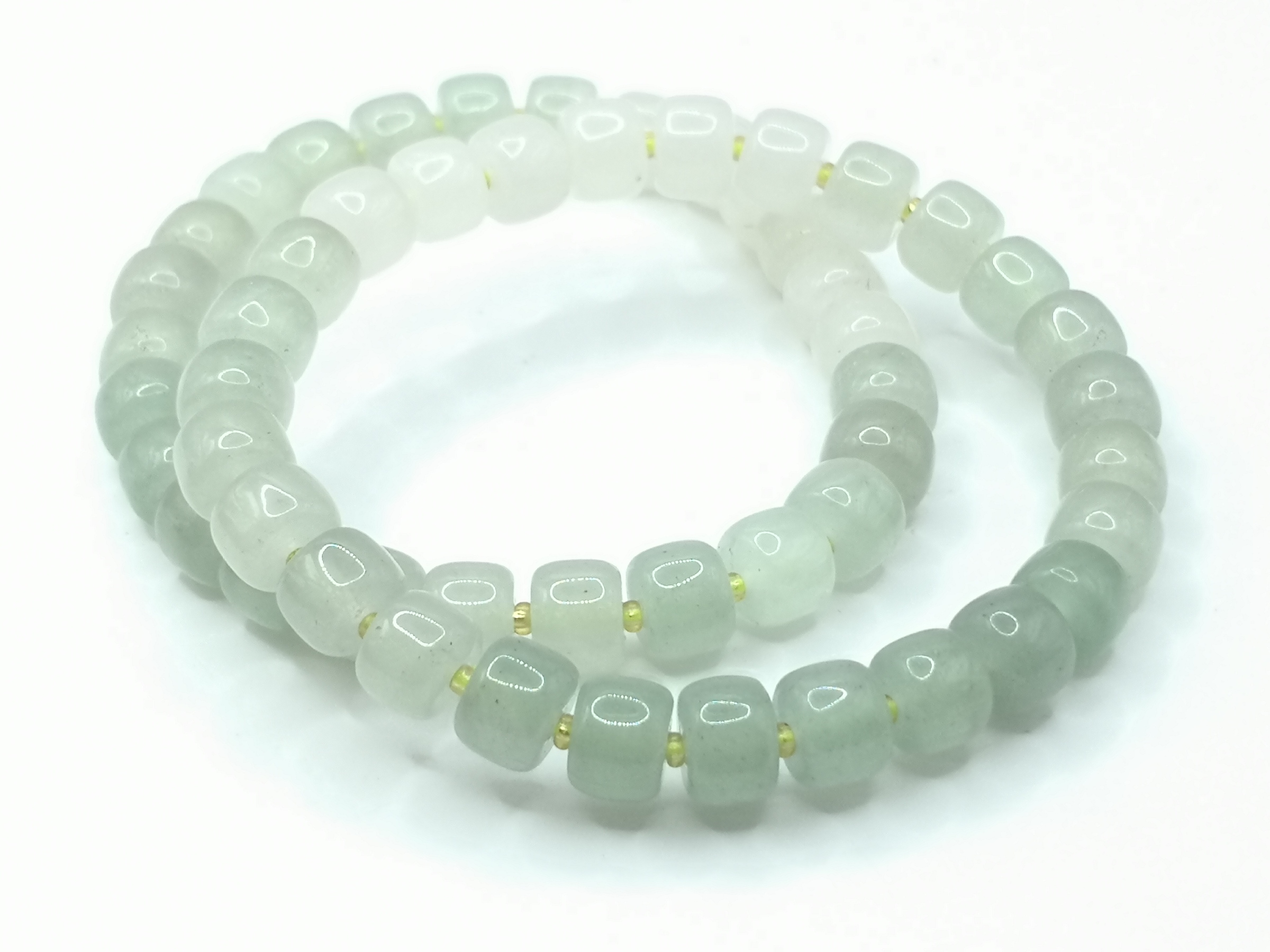 🍀 C117 - Natural Du Long Jade Bracelet 8mmx6mm ( Random shipments ) 天然冰种独龙玉手串 8mmx6mm  ( 随机发货 )