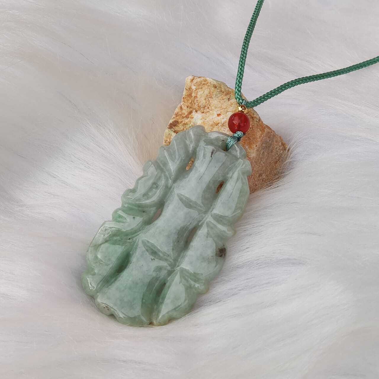 🍀 P103 - Natural Jade Pendant With Necklace Rope 天然翡翠 