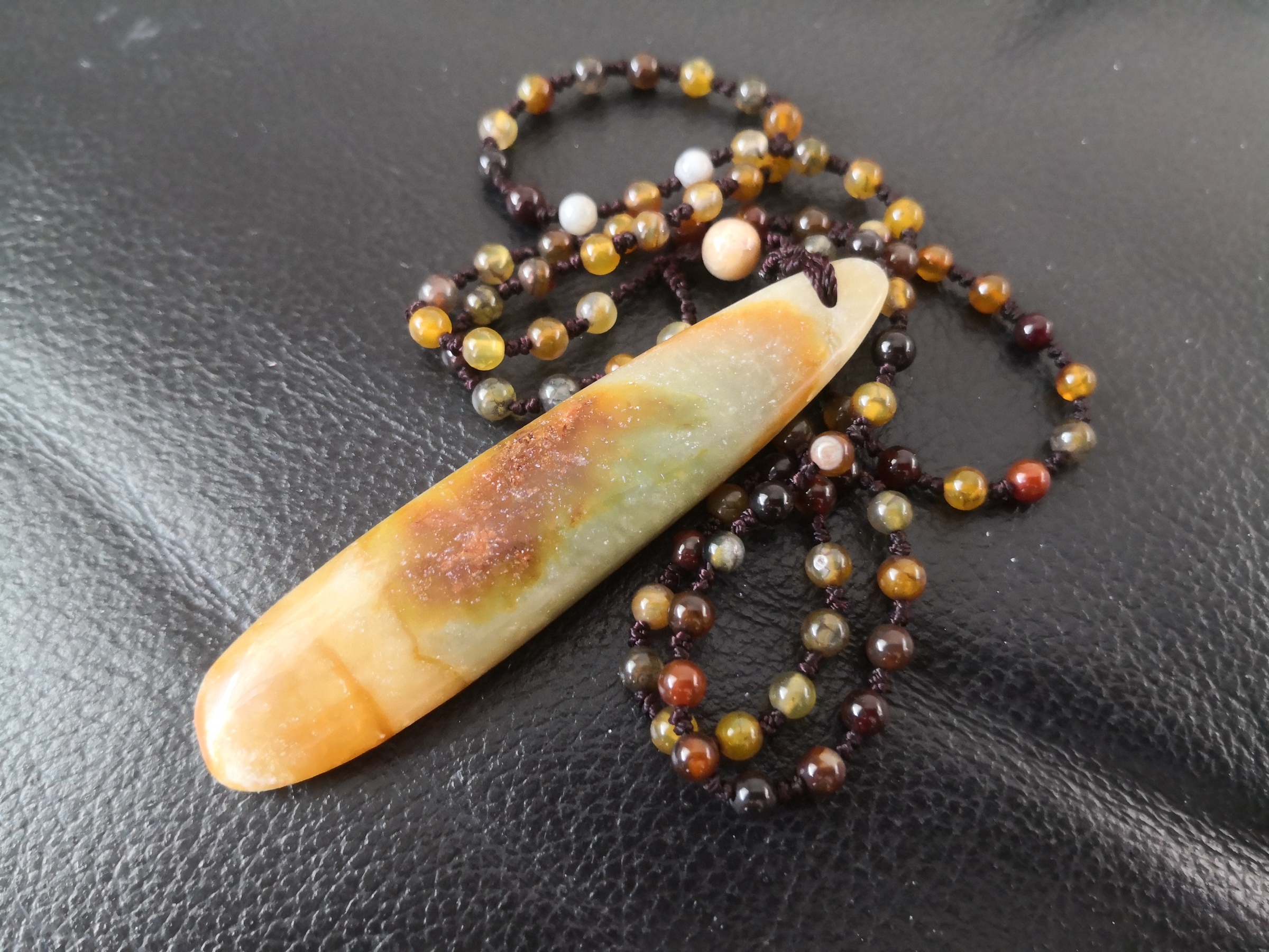 🍀 P116 - Natural Serpentine Jade Pendant With Necklace Rope 4mm beads 天然岫岩玉石王 吊坠 配项链绳4mm珠子