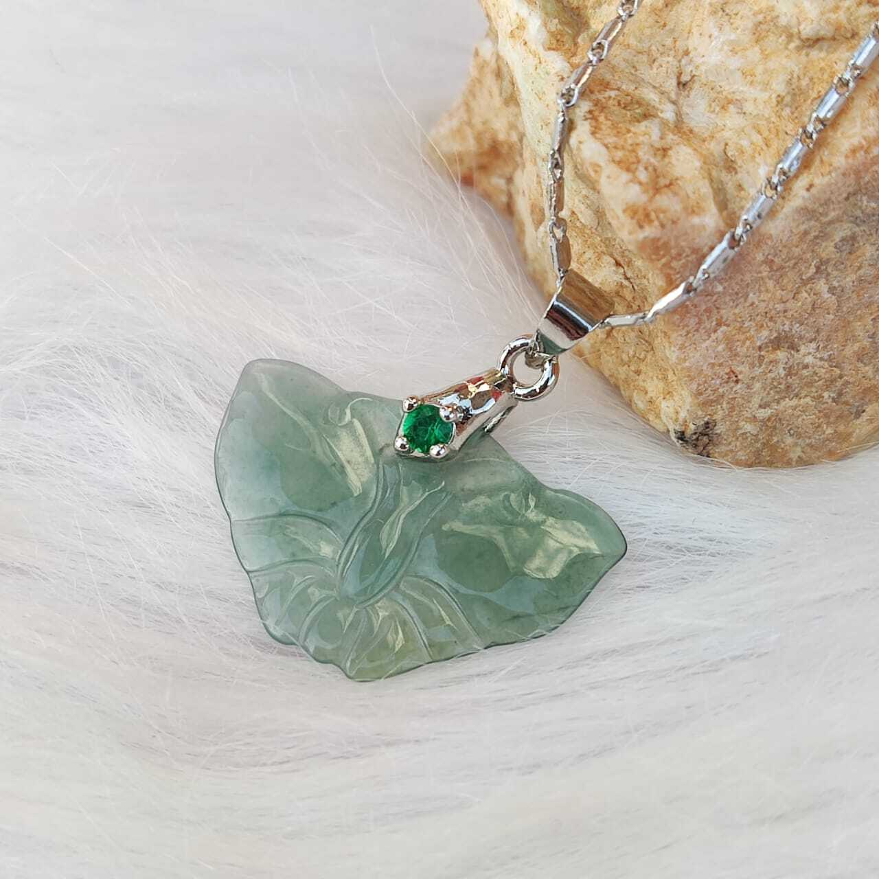 🍀 P121  - Natural Jade 