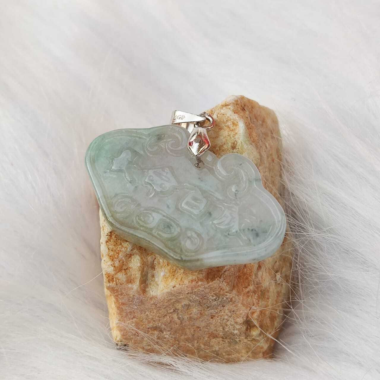 🍀 P125 - Natural Jade Longevity Lock Pendant 天然翡翠 长命富贵锁 