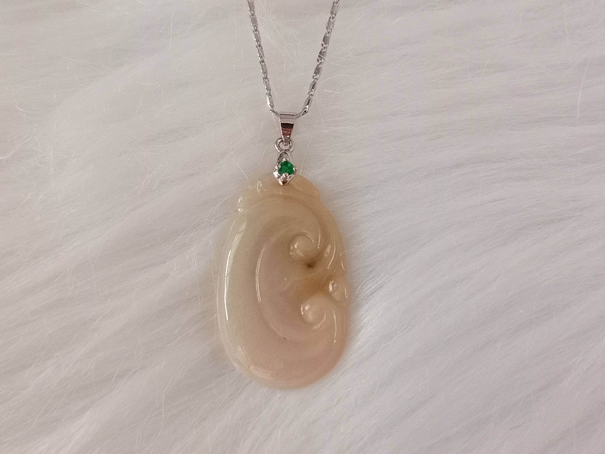 🍀 P168 - Natural Myanmar Jadeite Jade 