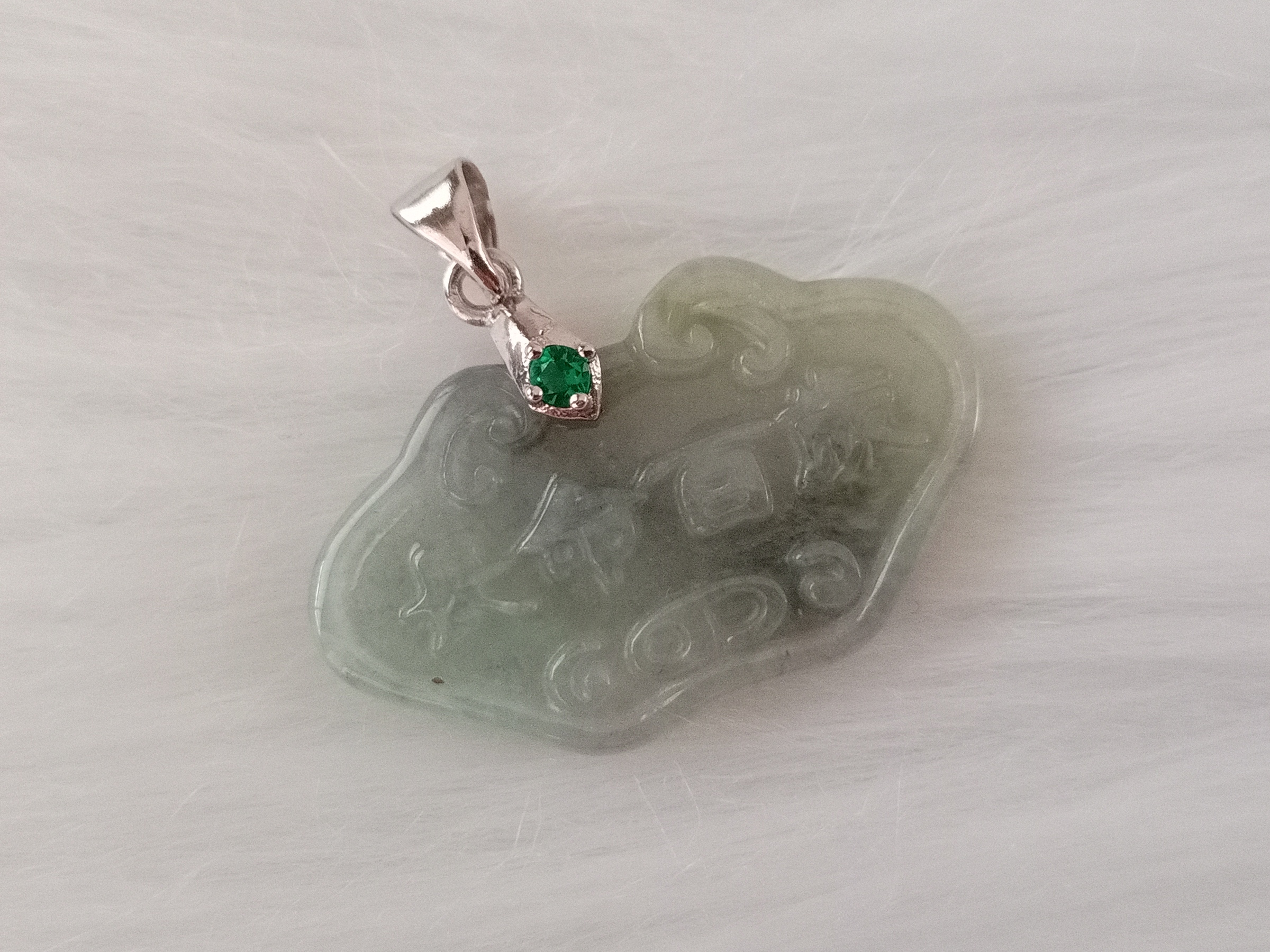 🍀 P186 - Natural Myanmar Jadeite Jade Longevity Lock Pendant 天然缅甸翡翠A货长命富贵锁 