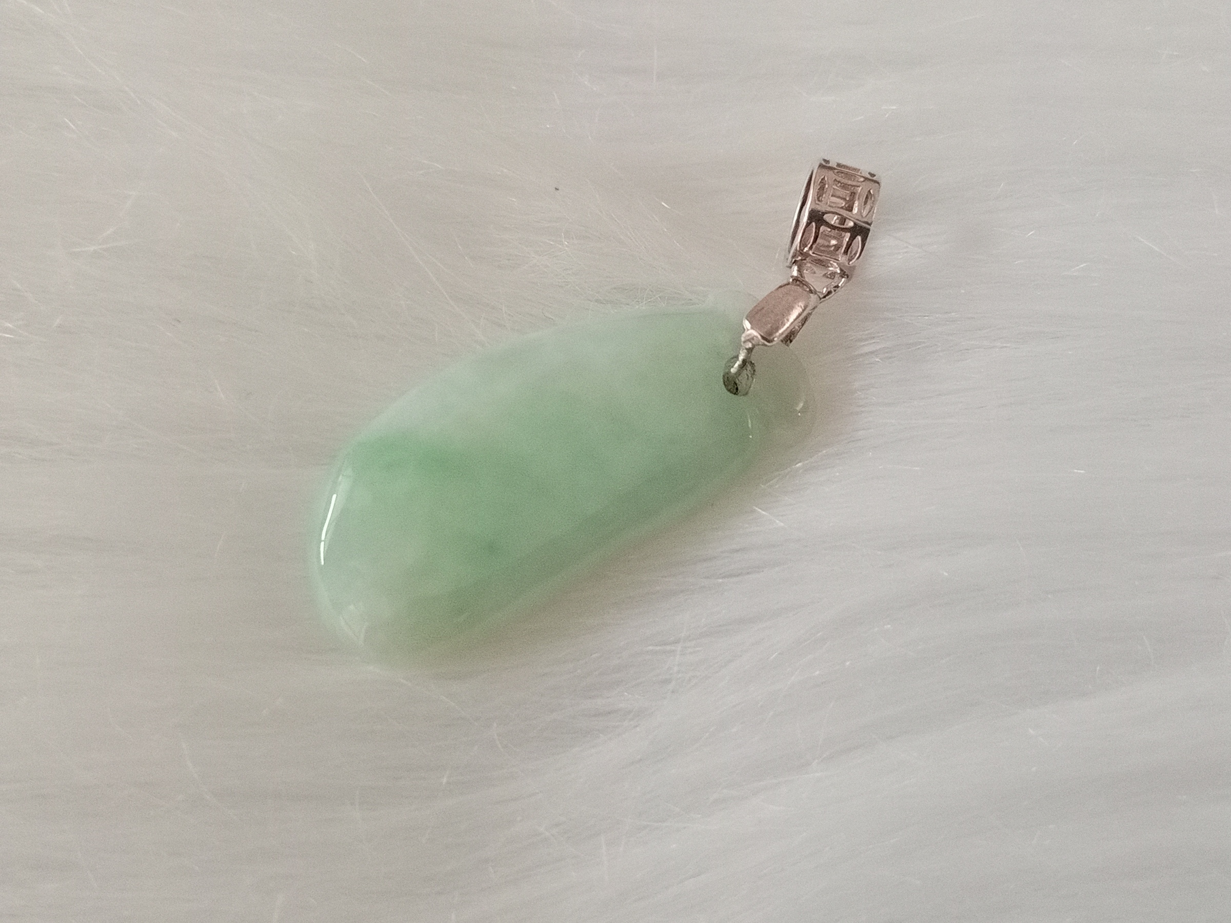 🍀 P192 - Natural Myanmar Jadeite Jade Pendant with 925 silver pendant buckle head 天然缅甸翡翠A货 