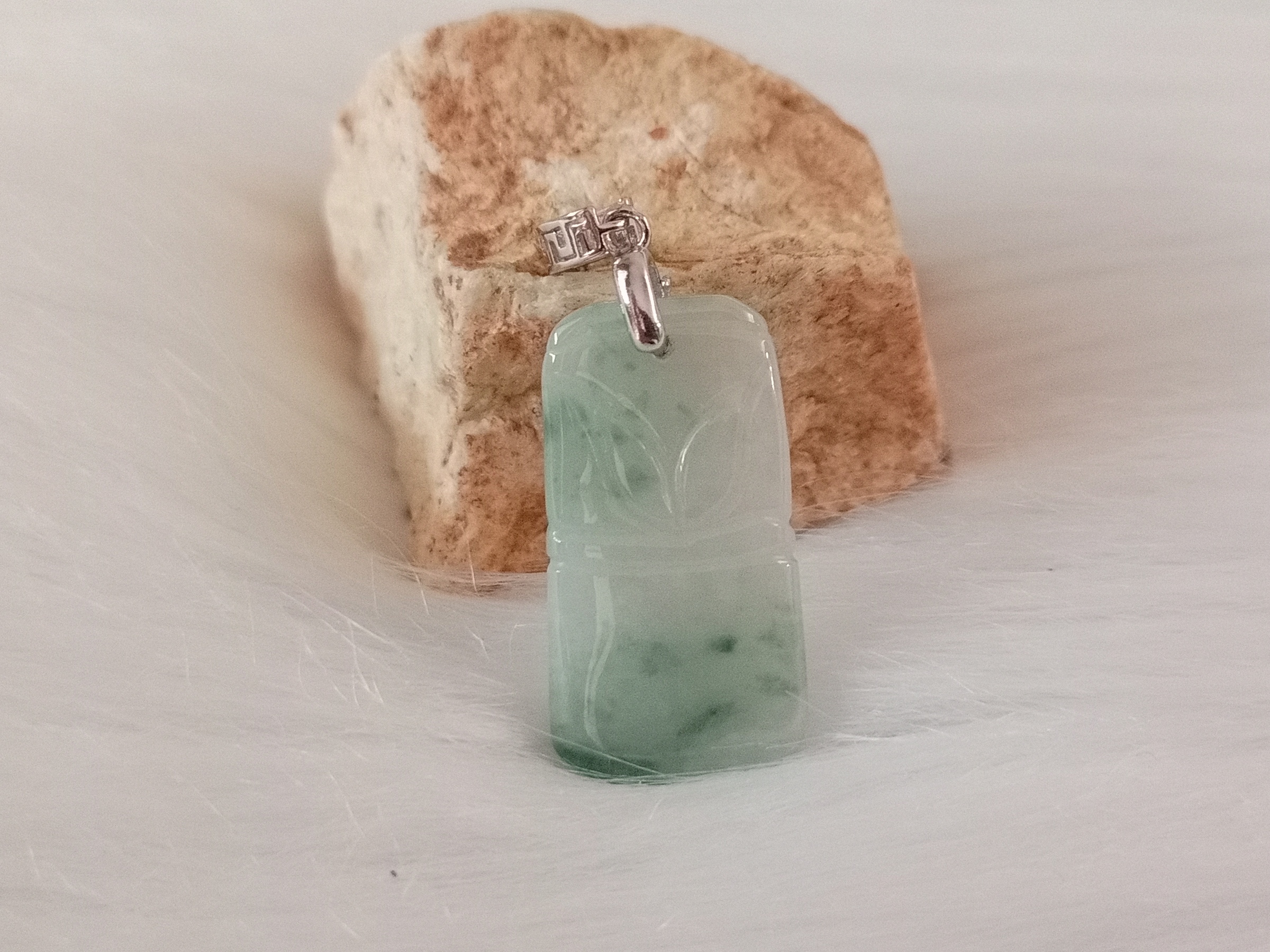 🍀 P220 - Natural Myanmar Jadeite Jade Pendant with 925 silver pendant buckle head 天然缅甸翡翠A货 