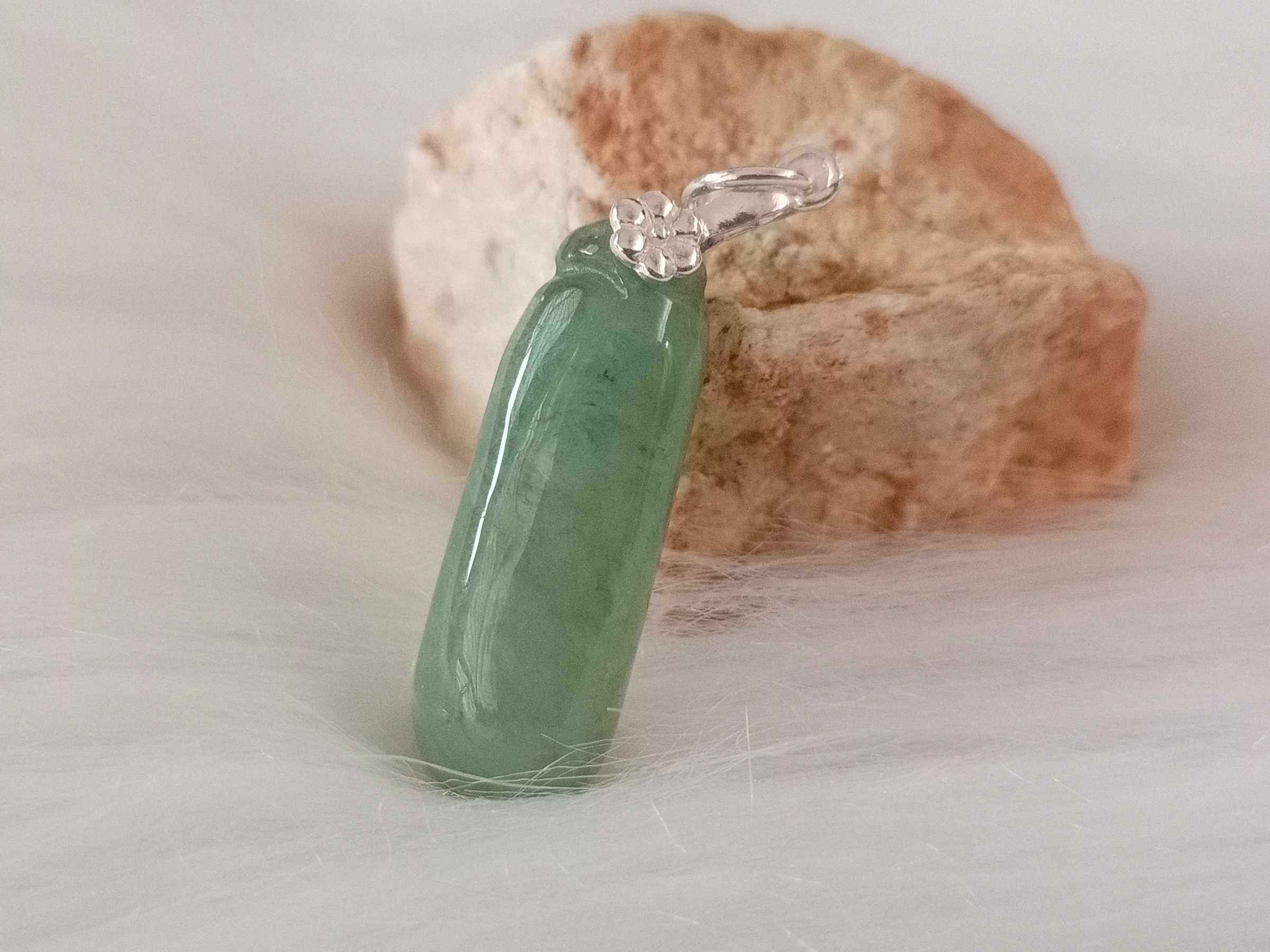 🍀 P231 - Natural Myanmar Jadeite Jade Pendant with 925 silver pendant buckle head 天然缅甸翡翠A货绿冰 