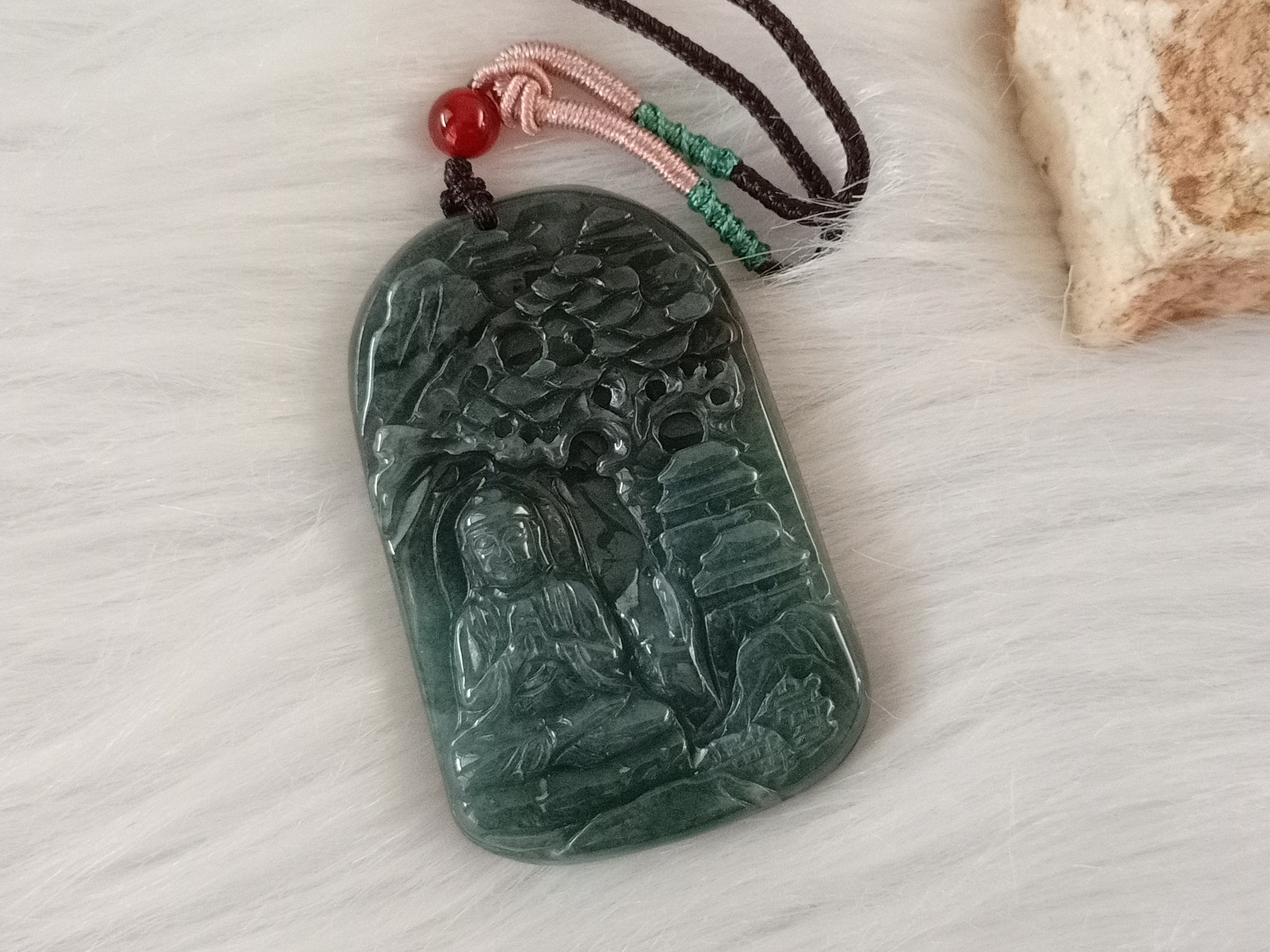 🍀 P242 - Natural Myanmar Jadeite Jade Pendant with Necklace Rope 天然缅甸翡翠A货蓝冰 