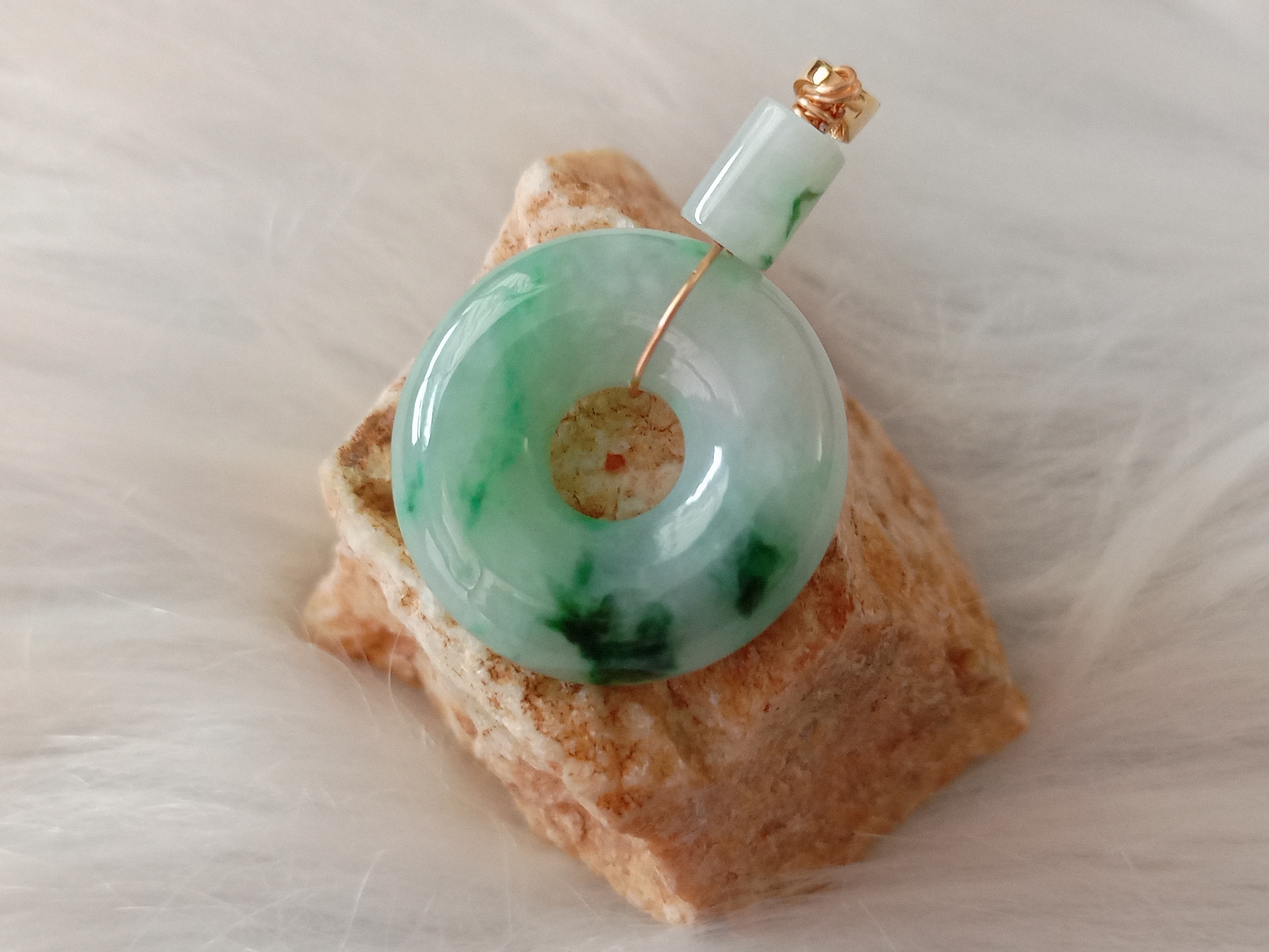 🍀 P331 - Natural Myanmar Jadeite Jade 