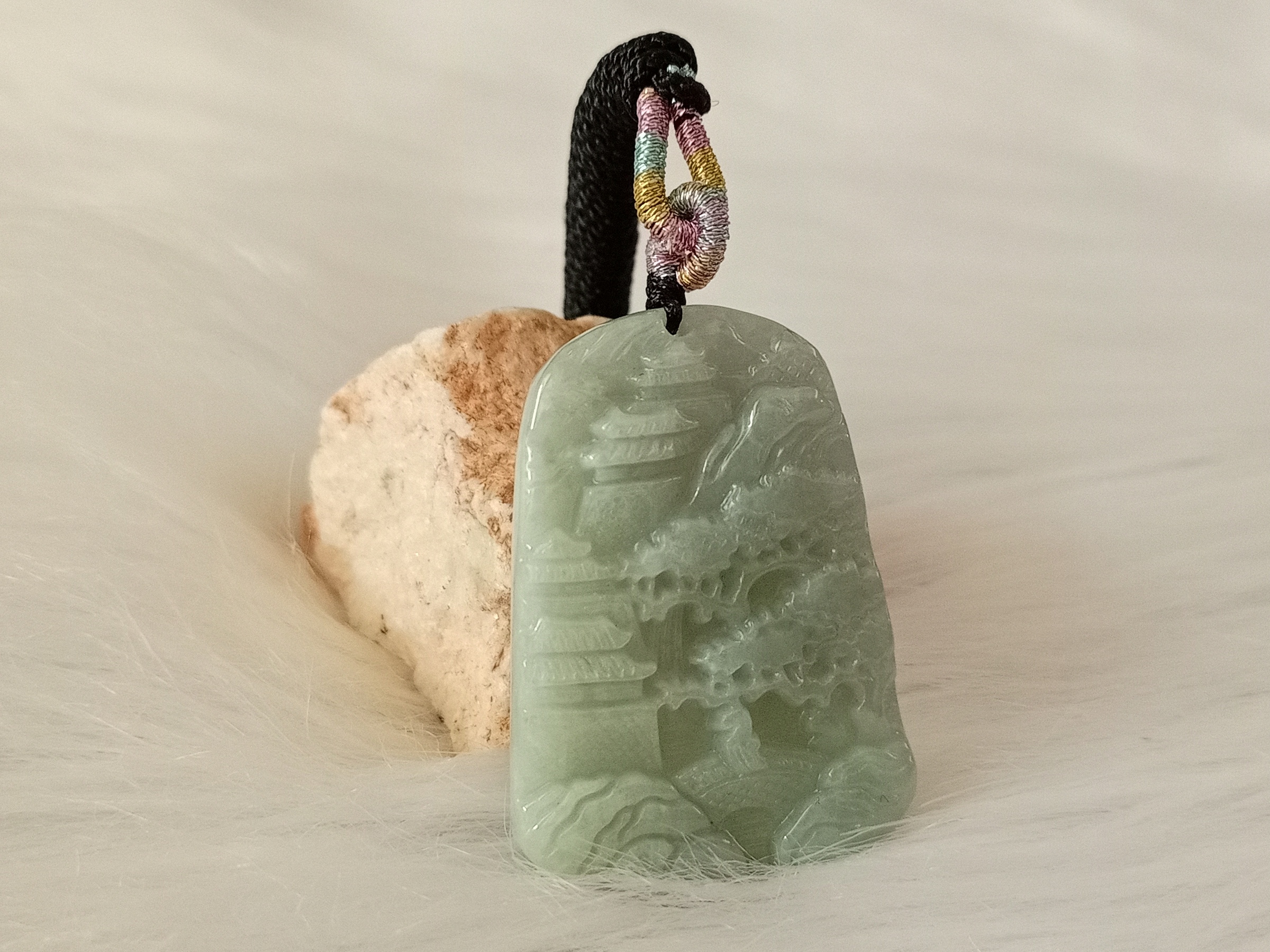 🍀 P383 - Natural Myanmar Jadeite Jade Pendant with Necklace Rope 天然缅甸翡翠A货 