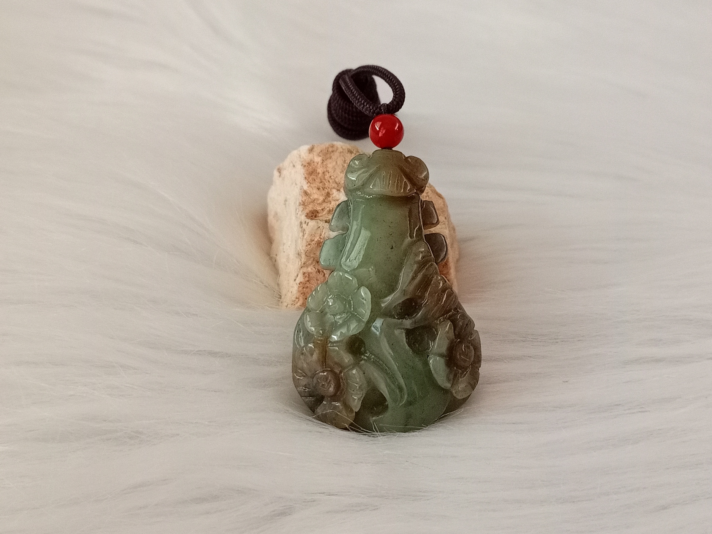 🍀 P397 - Natural Serpentine Jade 