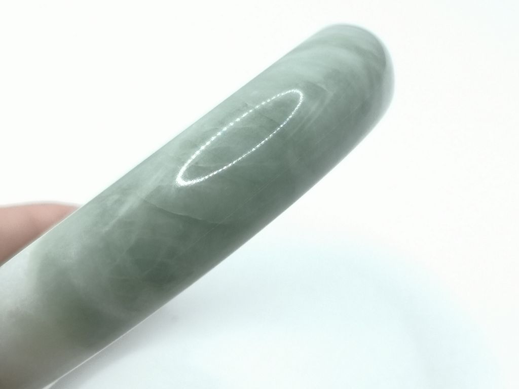 B2562H
