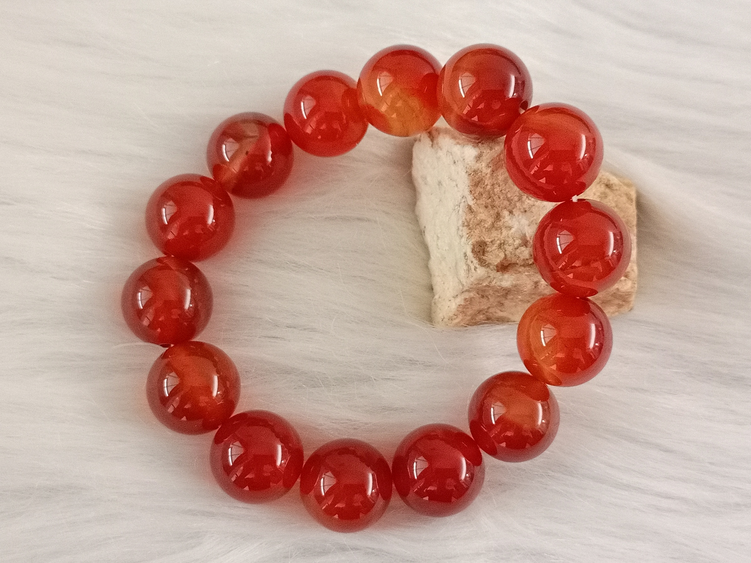 🍀 C207 - Natural Brazil Agate Chalcedony Bracelet 14mm 天然巴西玛瑙玉髓透红手串 手链 14mm