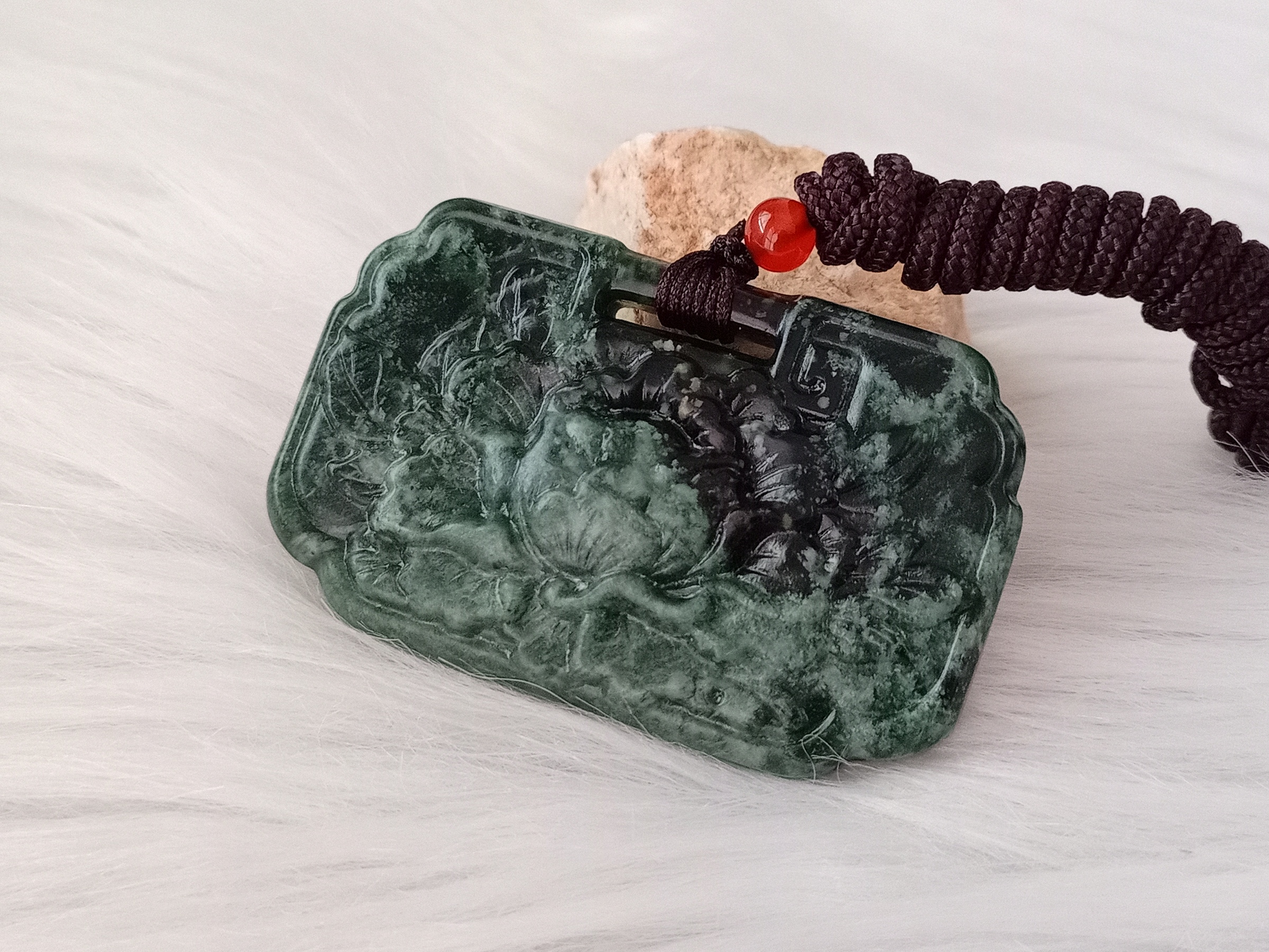 🍀 P479 - Natural Serpentine Jade 