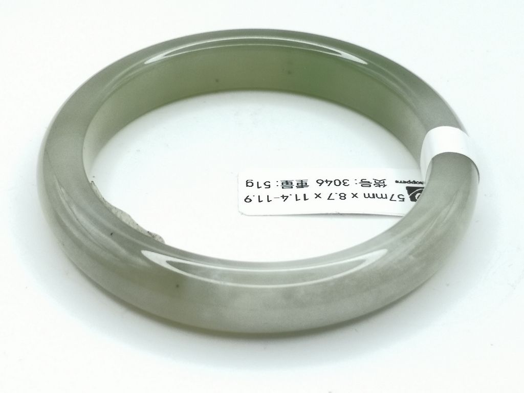 B3046F