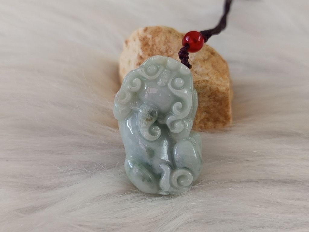 🍀 P094 - Natural Jadeite Jade 