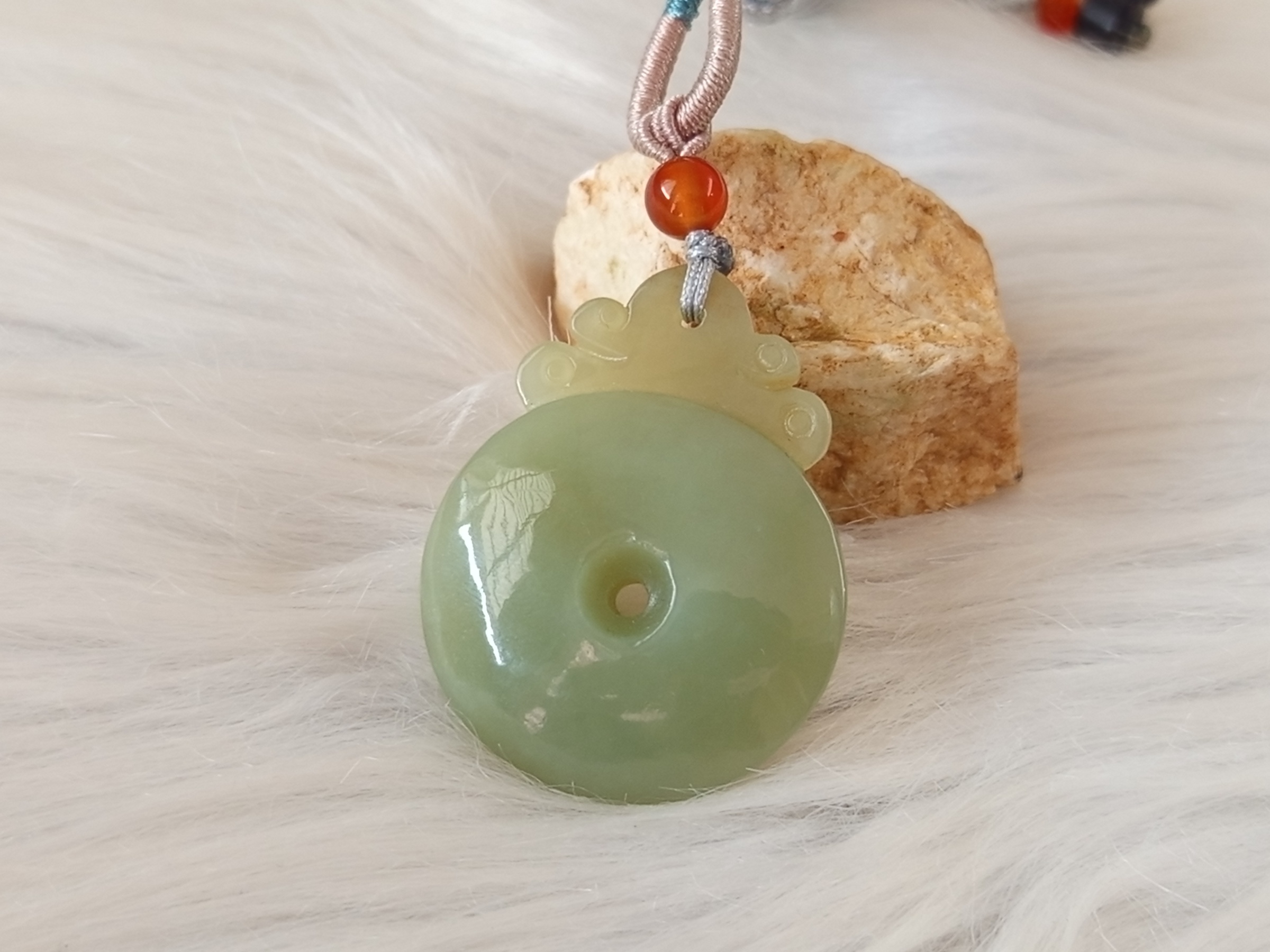 淡翠大珠◆神秘の護符◆73mm◆コレクターアイテム 🍀 P634 - Natural Serpentine Jade 