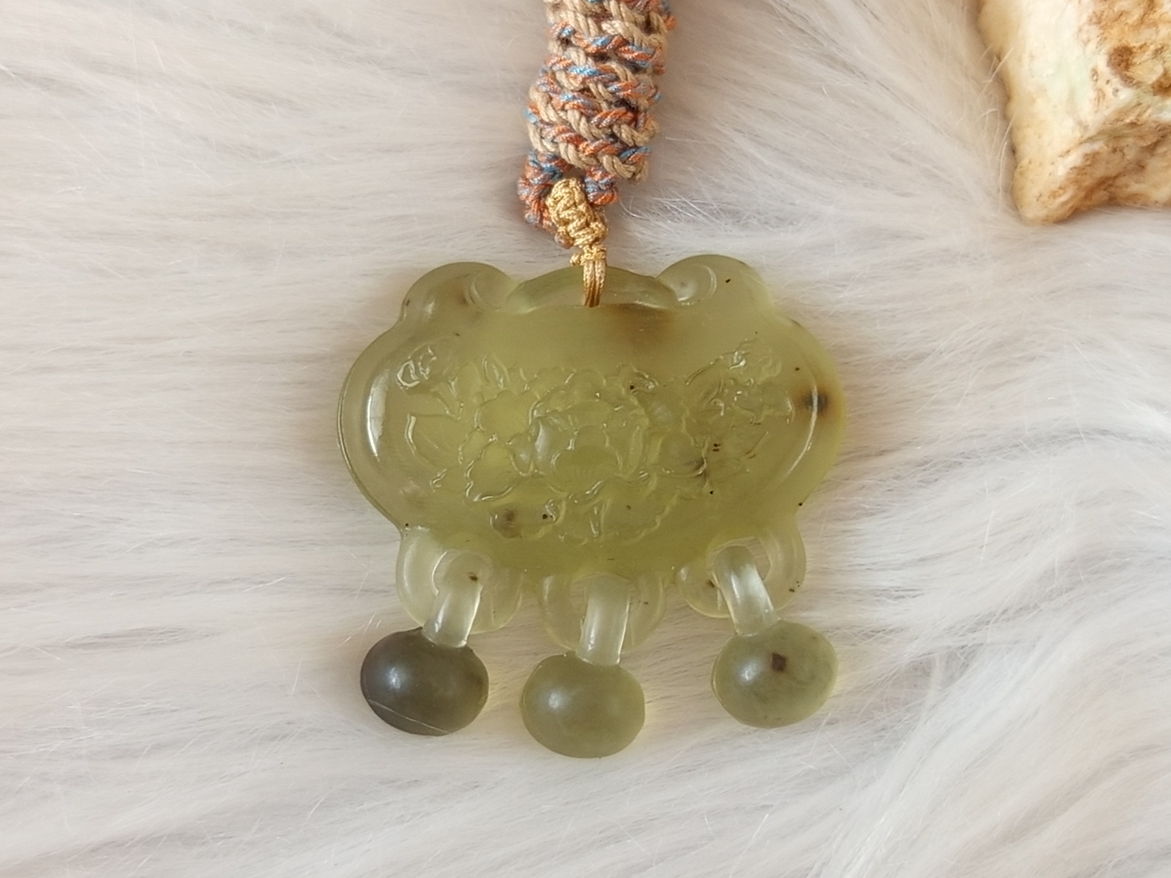 天・地・人「易学神数」岫玉算盤  五行香付き 🍀 P672 - Natural Serpentine Jade ～Longevity Lock～ Pendant (with
