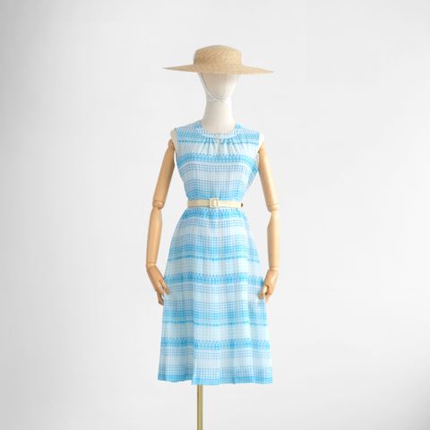 Dress 17.jpg