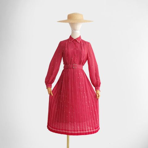 dress 1.jpg
