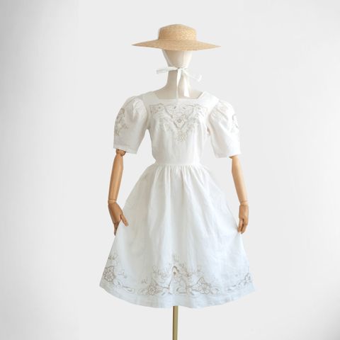 Dress 4.jpg